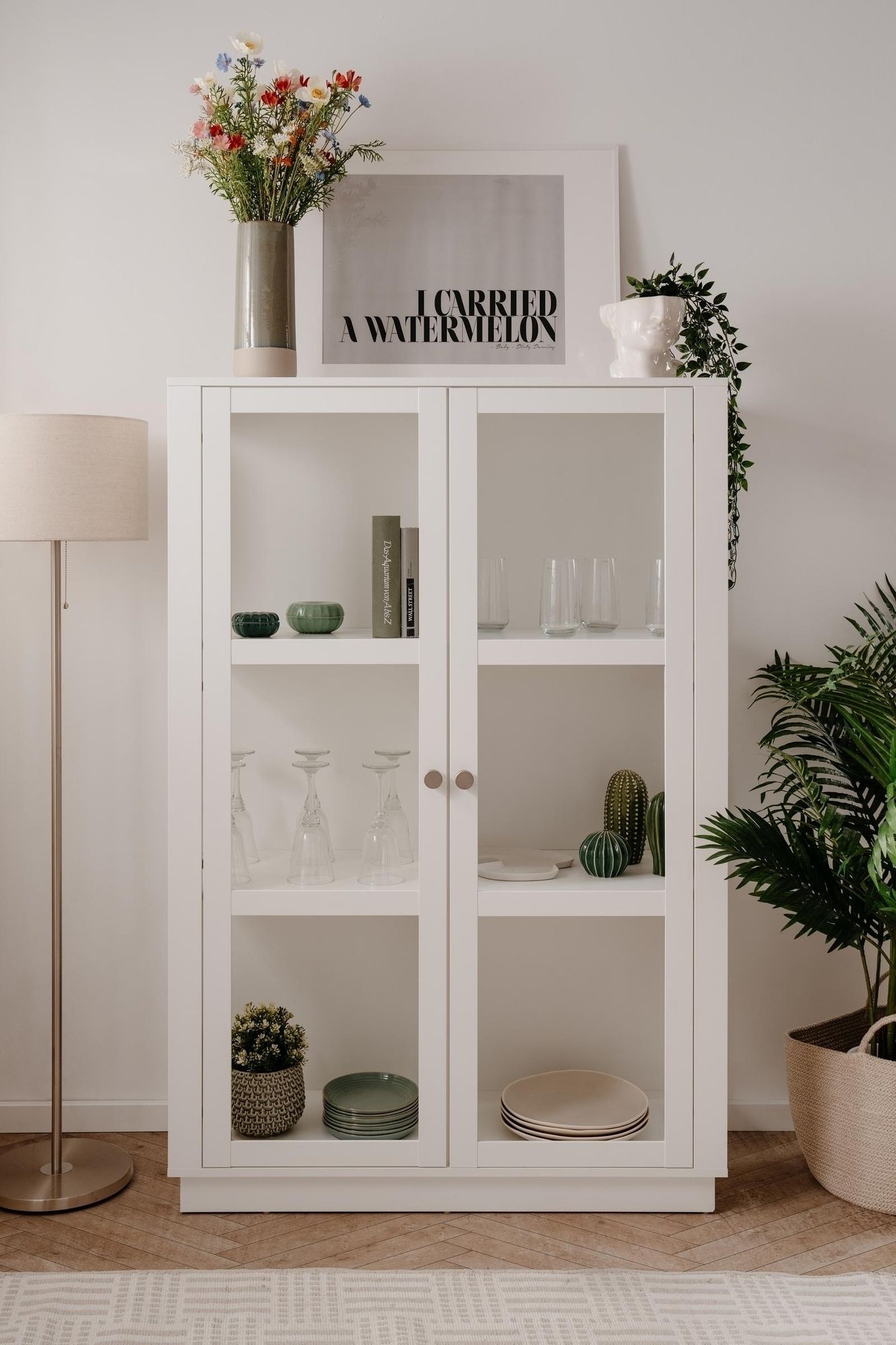 Highboard "Arles" – Highboard mit Glasrahmentüren und großzügigem Stauraum