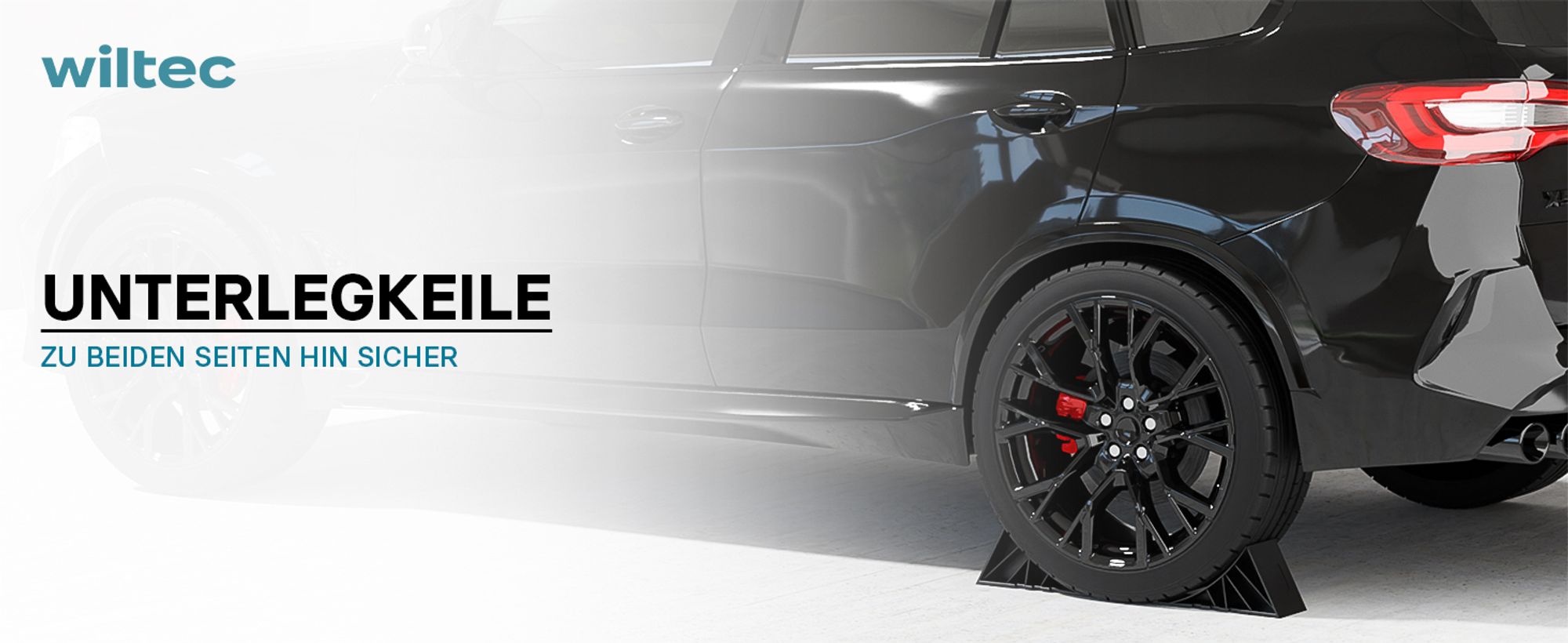 Wiltec Unterlegkeile Anhänger 2 Stück bis 1,6t Unterlegkeile Wohnmobil 220x90x110mm für verschiedene Reifengrößen, mit 2 Halterungen und Schrauben