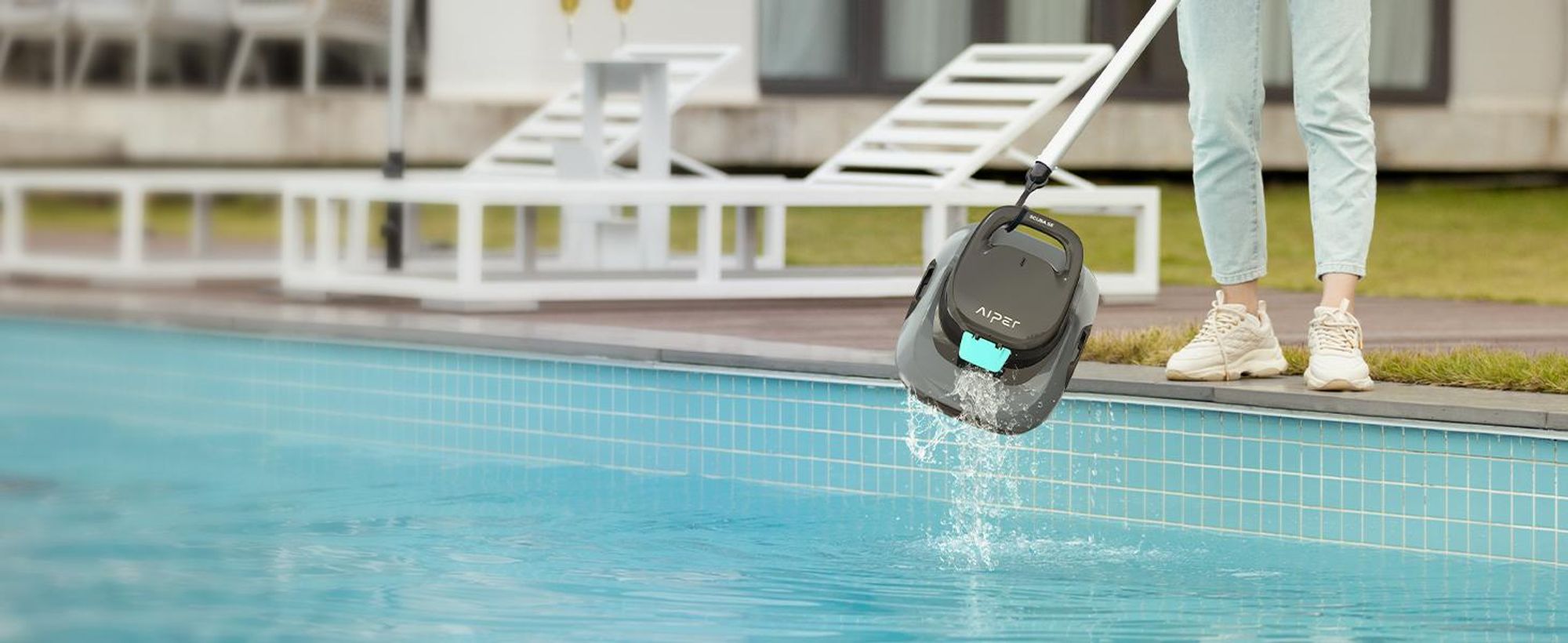 AIPER Scuba SE Poolroboter, kabelloser Poolstaubsauger, 90 Minuten Reinigungszeit