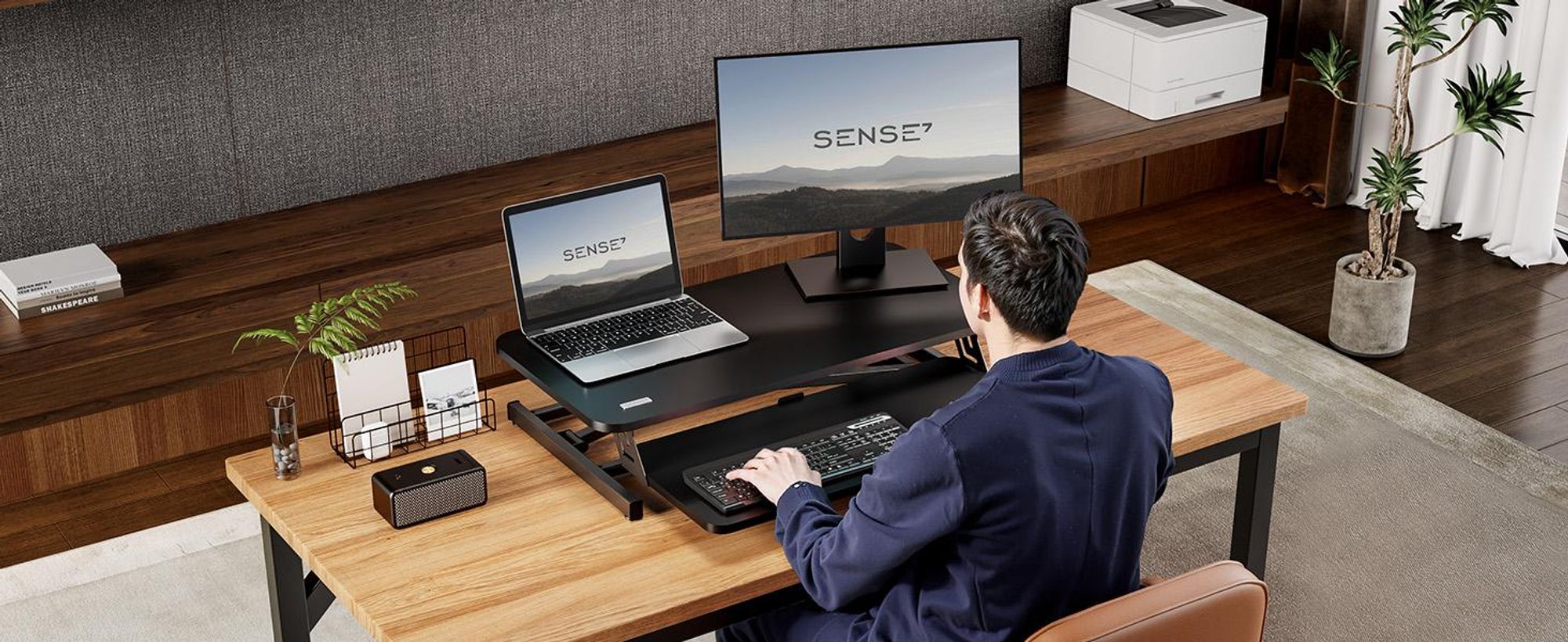 SENSE7 Desktop - Konverter Schwarz Ergonomischer Schreibtischaufsatz Höhenverstellbar Sitz-Steh Workstation 81x40 cm Büro Stehpult Monitorständer PC