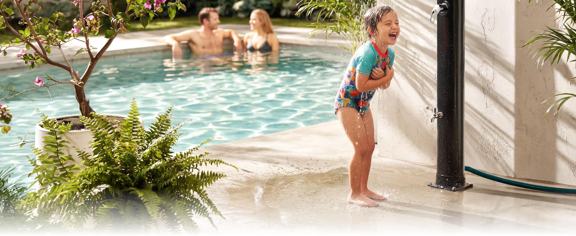 tectake® Solardusche Orinoco 40 Liter extra Wasserhahn
