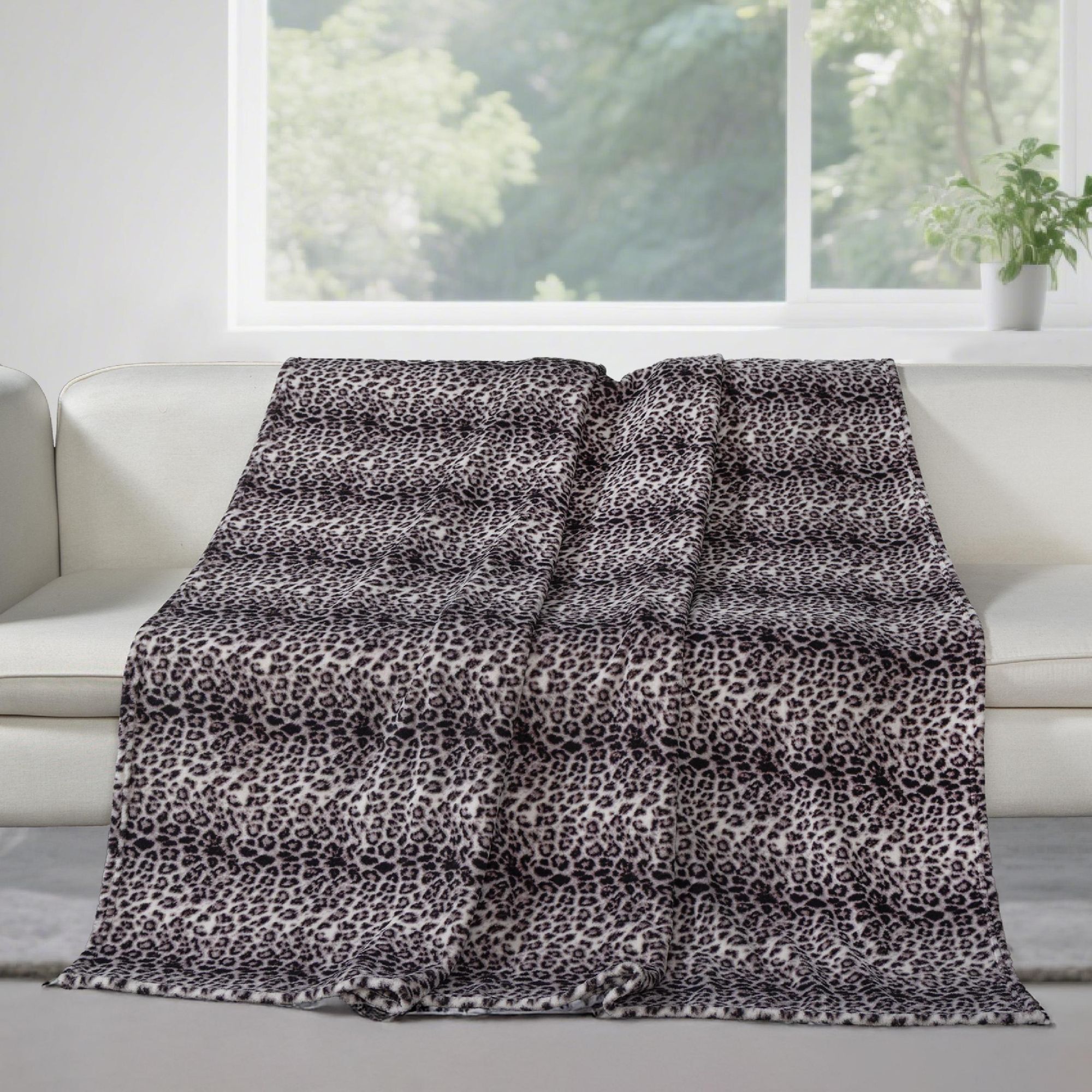 Wohndecke Felldecke Kuscheldecke Tiermotiv Tierprint Leopard Cashmere Soft Touch Feeling Decke ca. 150x200 cm Schneeleopard