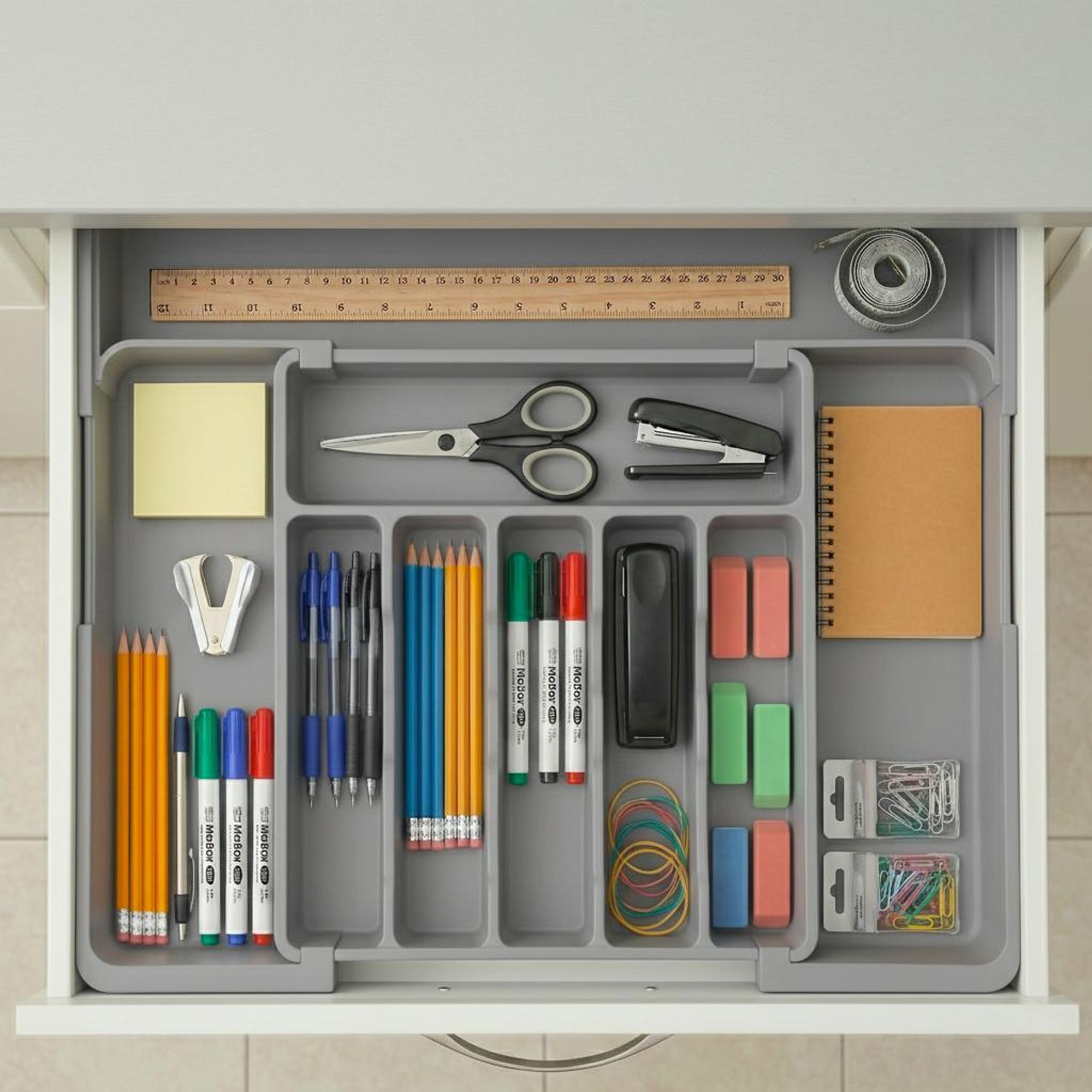 WELLHAUS – Ausziehbare, verstellbare Besteck- und Küchen­schubladen-Organizer – flexibles Raum­wunder für Ihre Küche (Grau, 33 x 37 cm -> 56 x 48 cm)