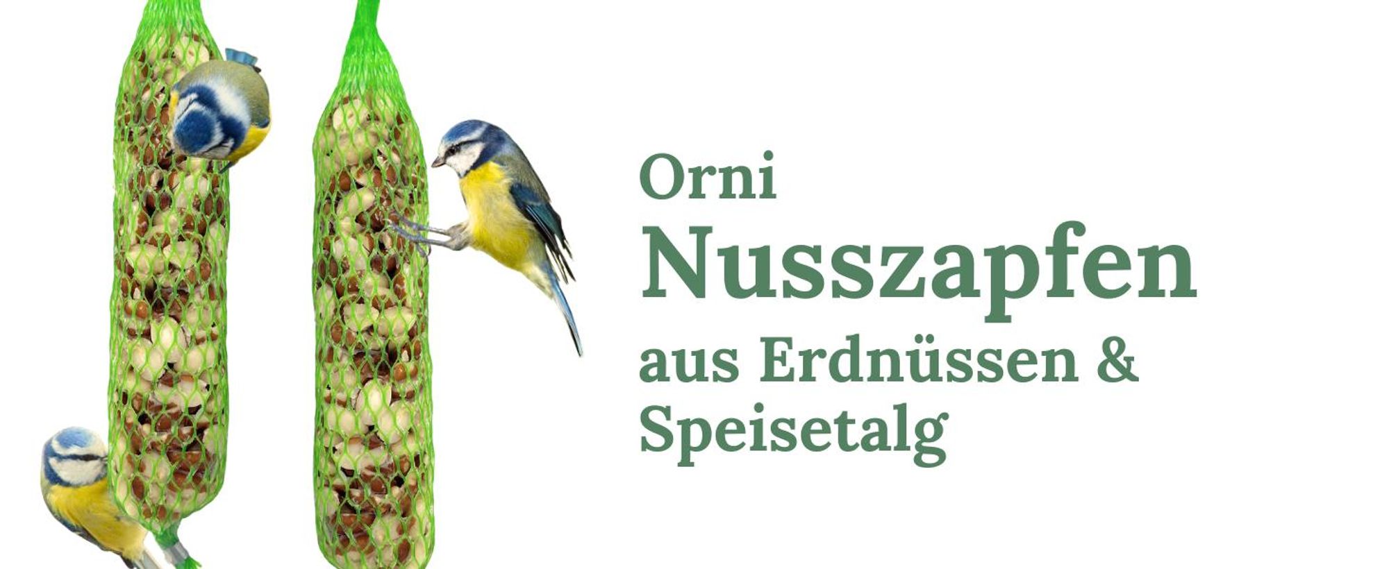 Futterhaufen vor Produktverpackung