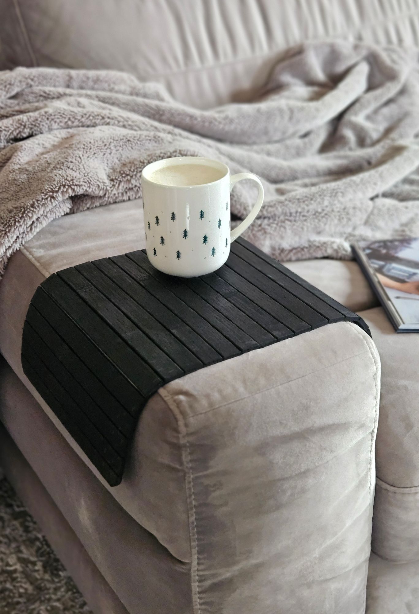 Sofatablett flexibel Bambustablett Bambus anthrazit Armlehnen Schoner