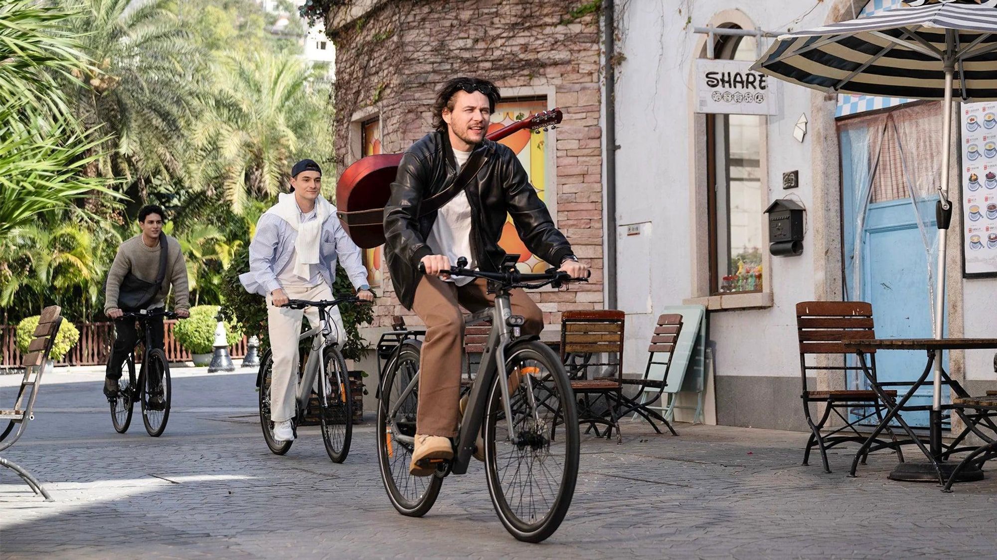 Rower elektryczny Dece Oasis ADO e Bike Air30Ultra, 28 cali 700C, rower miejski, rower elektryczny dla kobiet/mężczyzn, napęd pasowy, aplikacja ADO Smart, wyświetlacz IPS 3,5 cala, GPS