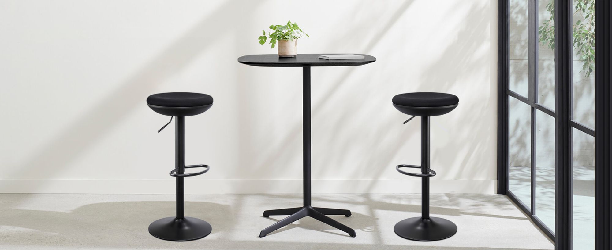 IWMH Ergonomischer Stehhocker, Höhenverstellbar Arbeitshocker mit Breitem Sitz, Drehbar Bürohocker ohne Rückenlehne - Schwarz