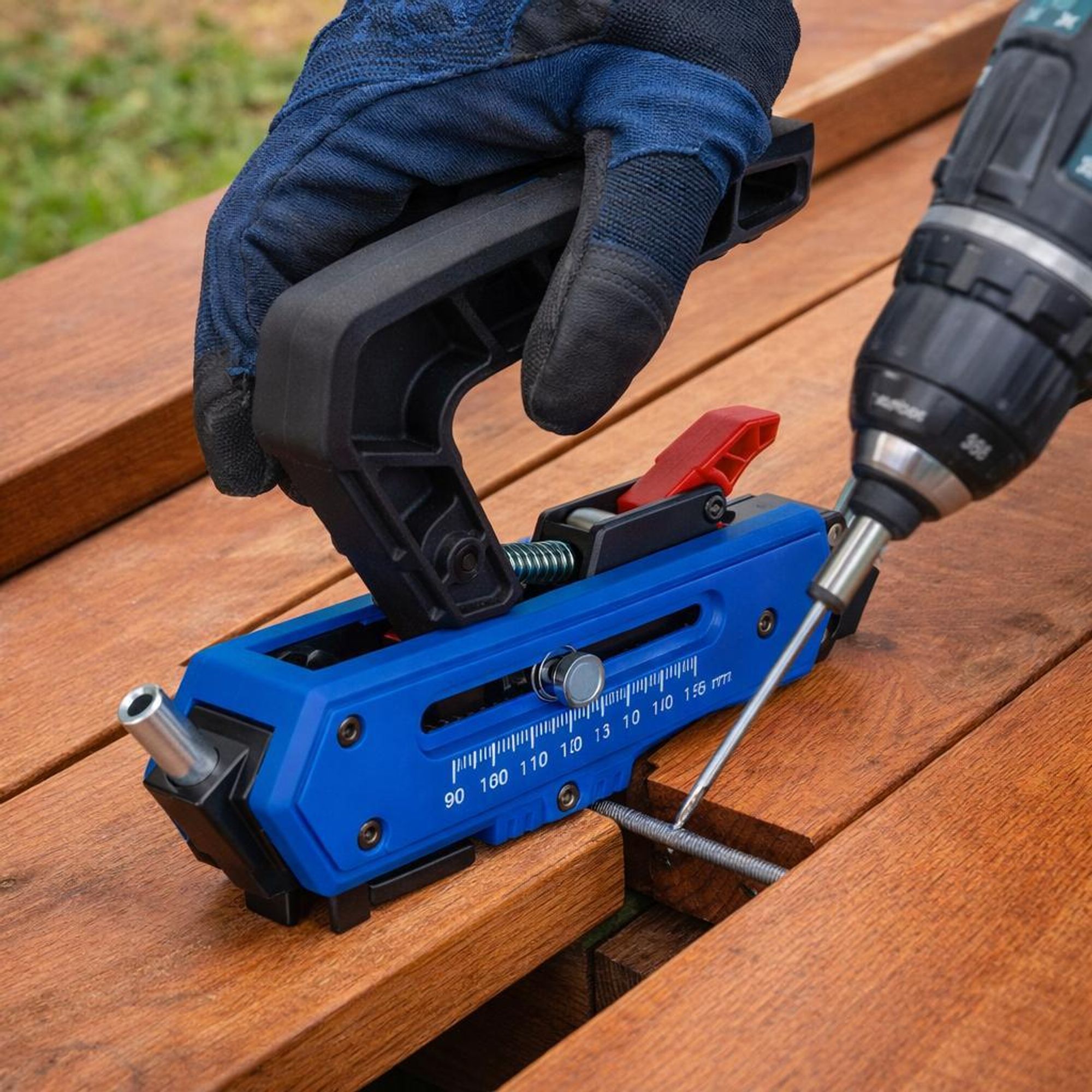 GEKO | Verdeckte Schrauben Deck Jig, 90-150mm, Montage von Terrassendielen ohne sichtbare Befestigungselemente, für präzisen Abstand der Dielen und verlängerte Lebensdauer der Terrassendielen
