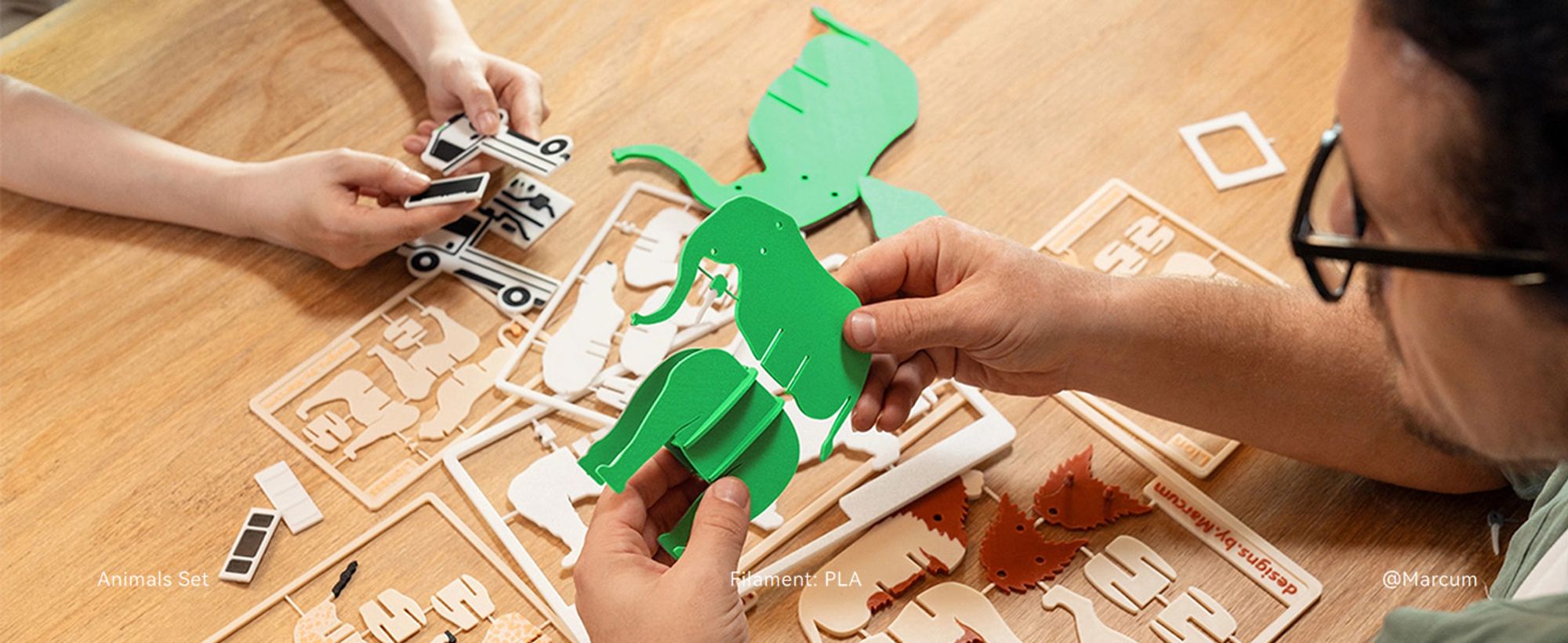 Creality CFS: 3D-Drucker Filament system, Multicolor, unterstützt 4 parallele Geräte für 16 Farbdrucke, Kompatibel mit K2 Plus 3D-Drucker