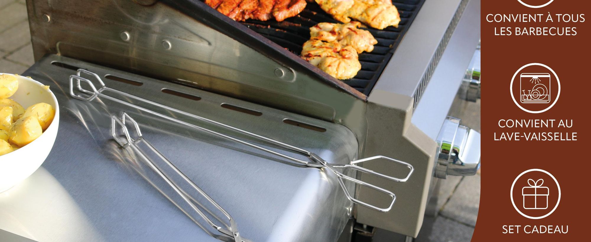 Ustensiles de barbecue sur le barbecue