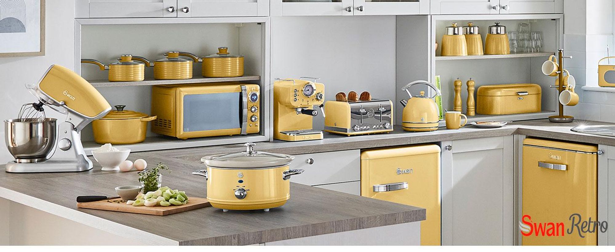 SWAN SF17031YELNEU Retro Slow Cooker 6,5L, Antihaft-Keramisches PFOA- und PTFE-freies, Vintage Gelb
