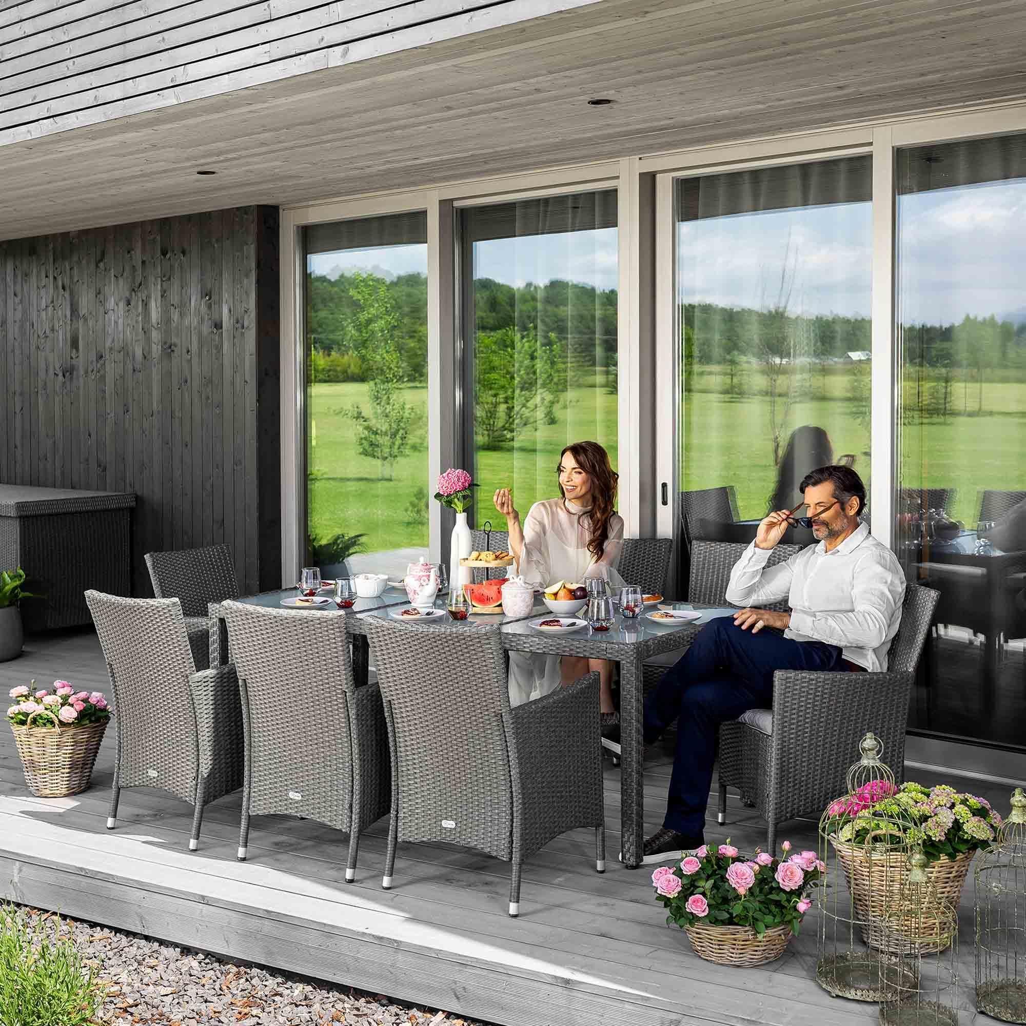 di volio Polyrattan Sitzgruppe VERONA - Lounge Gartenmöbel-Set für Garten oder Terrasse, Tisch mit Glasplatte + 8 Stühle - Lounge-Set in Rattan-Optik