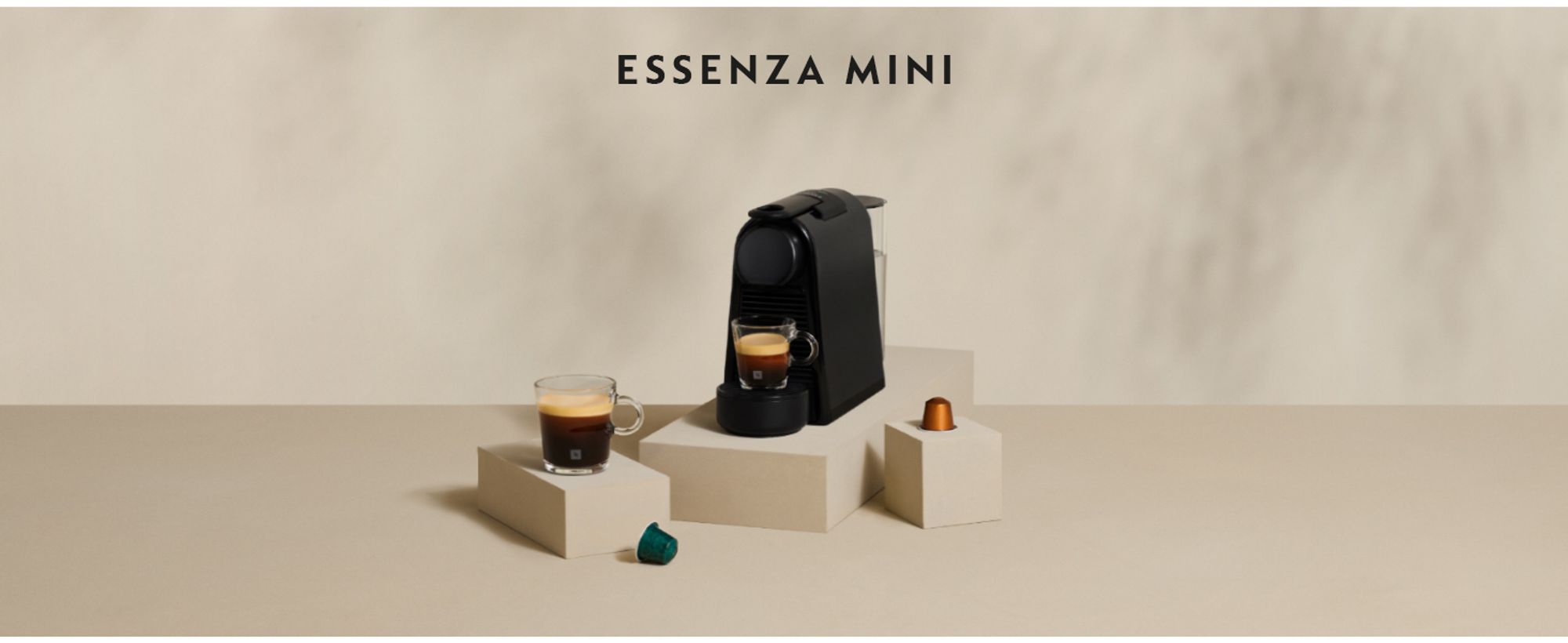 NESPRESSO ORIGINAL Essenza Mini | Kleine Kaffeekapselmaschine von De'Longhi | Lime