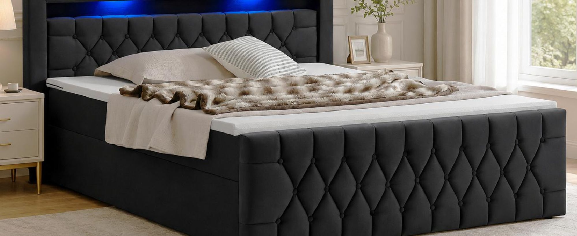 Juskys Boxspringbett Leona Samt 180x200 cm in Schwarz – mit LEDs, Topper & Federkern-Matratzen