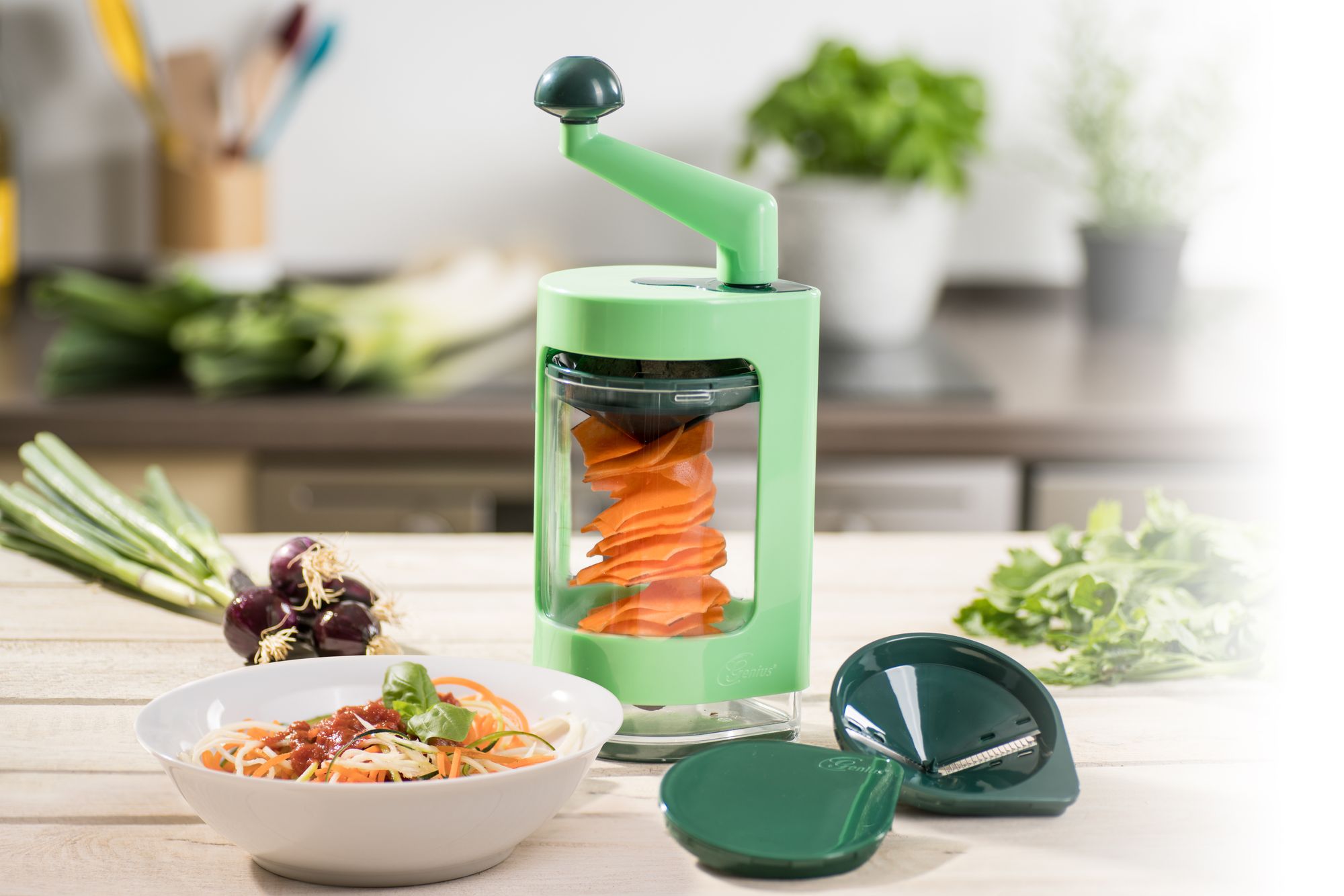Genius Super Julietti 6tlg Spiralschneider - Gemüseschneider für dekorative Spiralen und Juliettis - Zoodle Maker für Low Carb-Pasta; A18018
