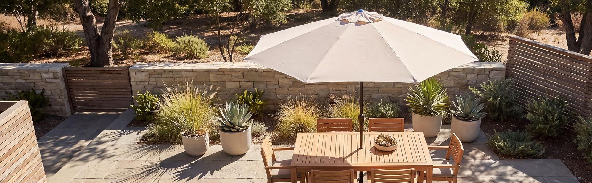 Avestar 228 cm Sonnenschirm, Gartenschirm, mit Kurbel, kippbar, 8 Rippen, Aluminiumstange ohne Ständer