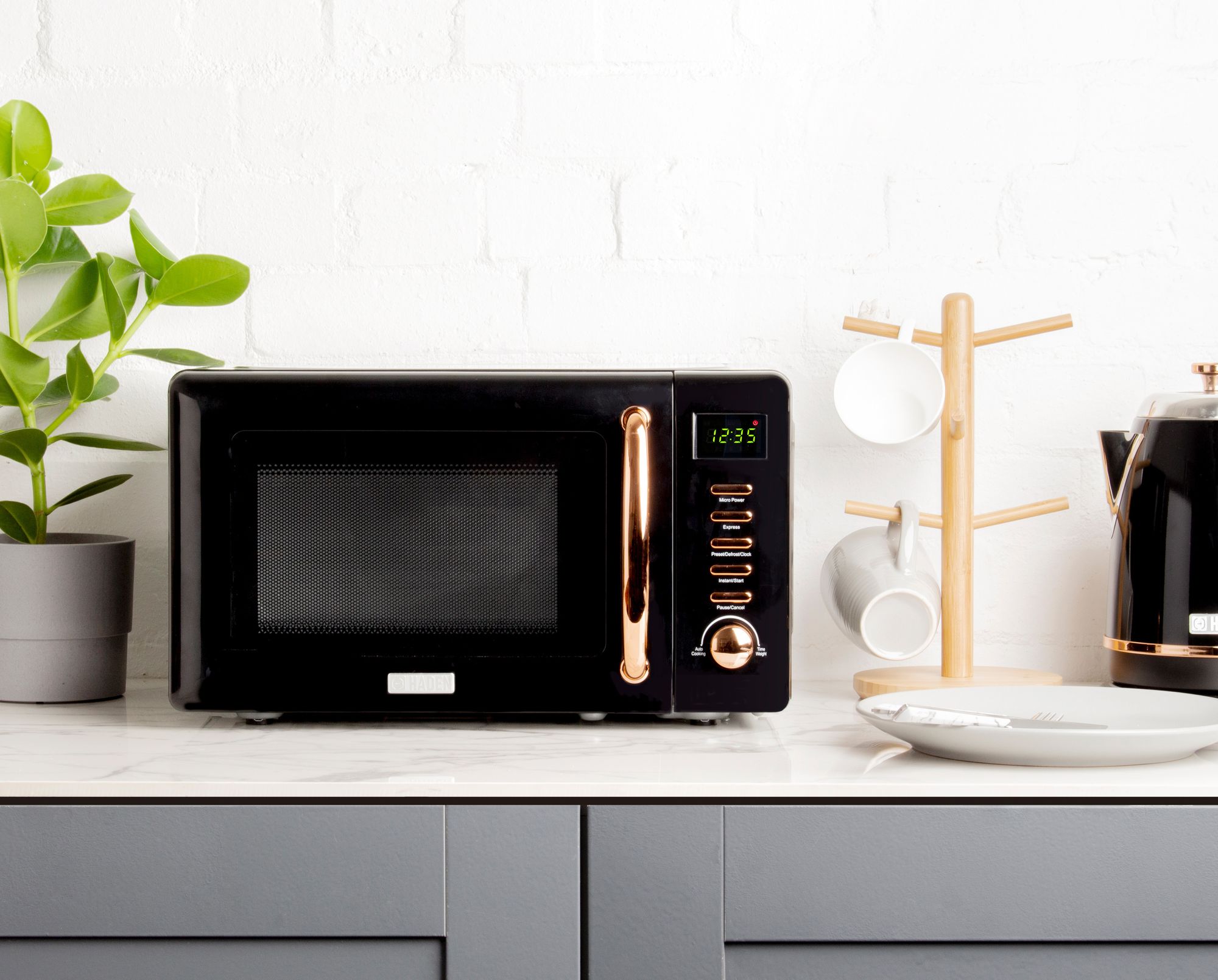 Haden Microwelle Black and Copper 800 W, schwarz