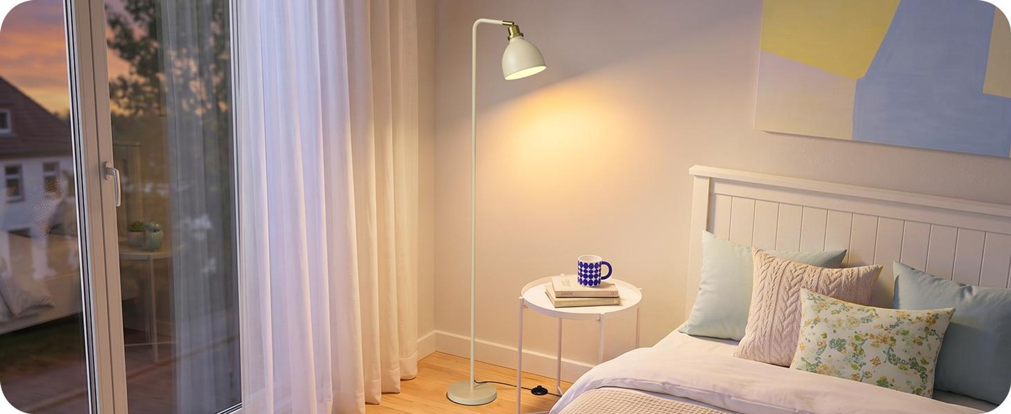 EDISHINE Stehlampe Industriell, Verstellbarer Kopf, Inkl. LED, Cremeweiß mit Metall-Lampenschirm, E27-Fassung, 2700 K Warmweiß, Leselampe