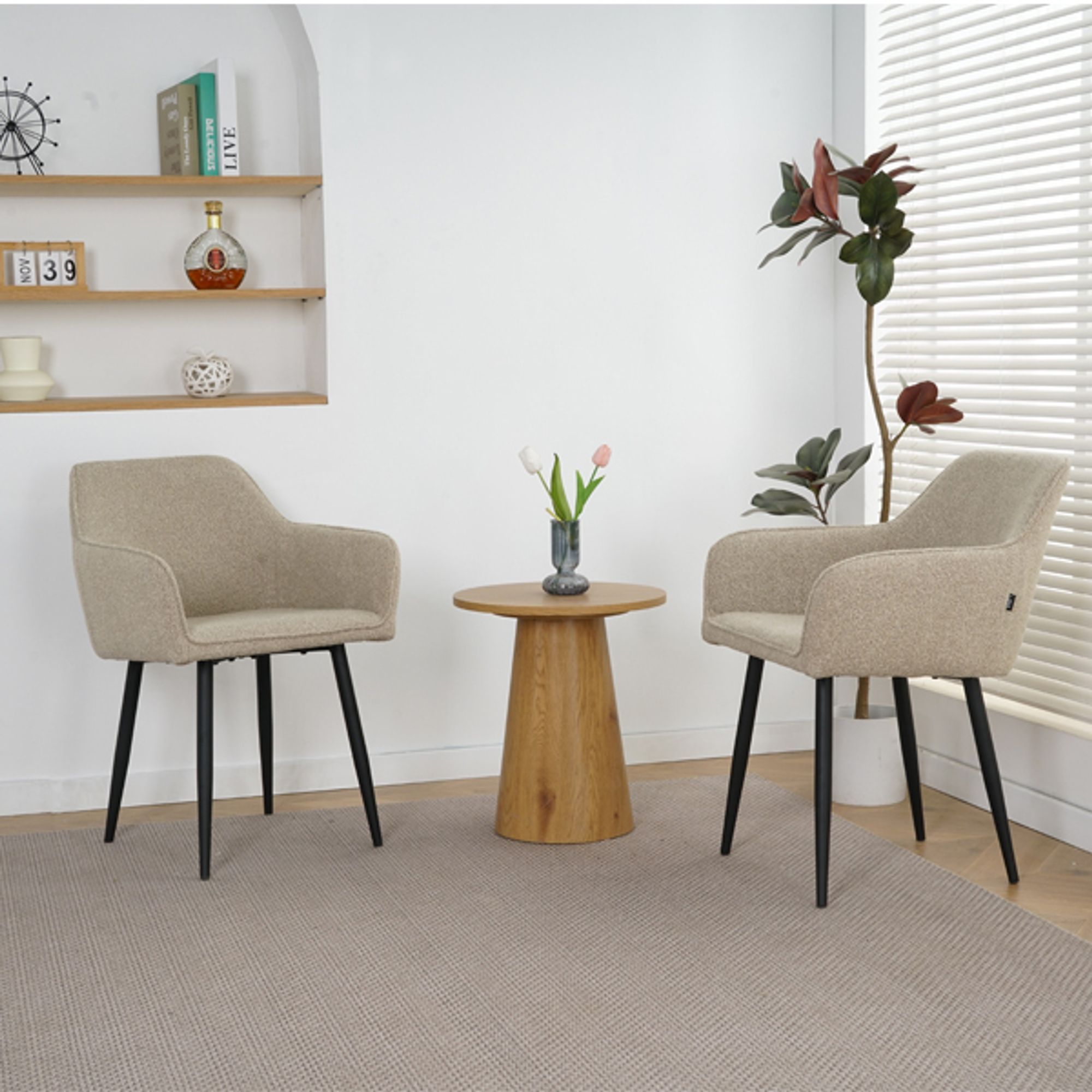 Lina® Diamond Esszimmerstuhl Bouclé Beige mit Armlehnen – Stilvoller Stuhl für Esszimmer, Büro und Küche mit schwarzen Metallbeinen