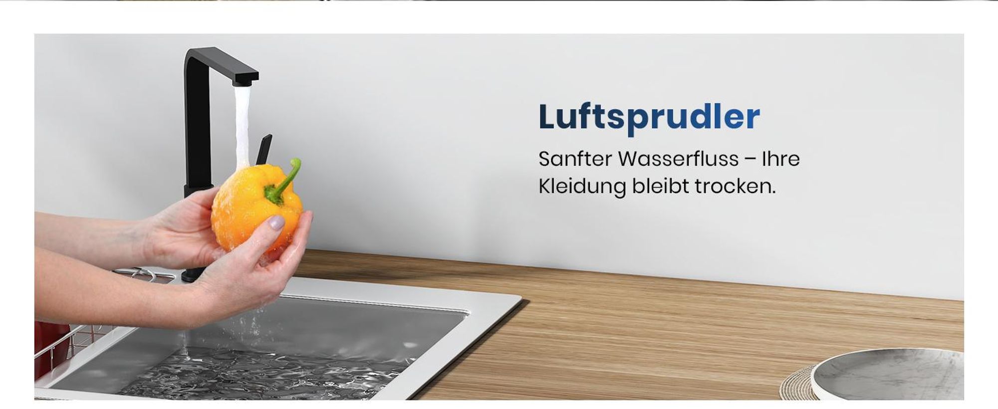 EMKE Küchenarmatur Spültischarmatur Einhebelmischer Spüle 360° schwenkbar Wasserhahn Küche mit flachem Auslauf, Messing Mattschwarz
