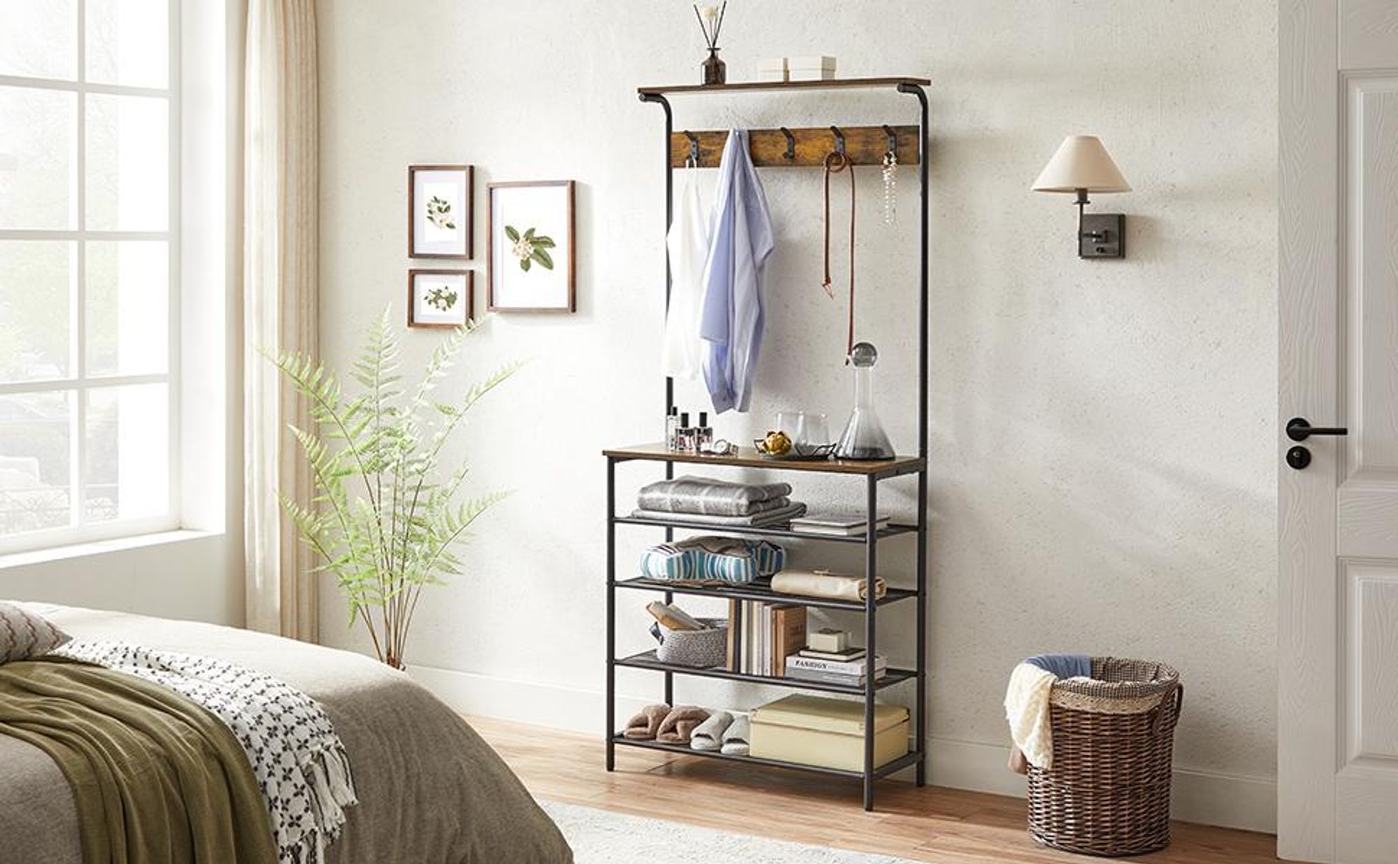VASAGLE Garderobenständer, Kleiderständer, Garderobe mit 5 Doppelhaken, Schuhregal mit 5 Ebenen, eine Ablage oben, für Wohnungen, Schlafzimmer, Flur, Industrie-Design, vintagebraun-schwarz HSR408B01