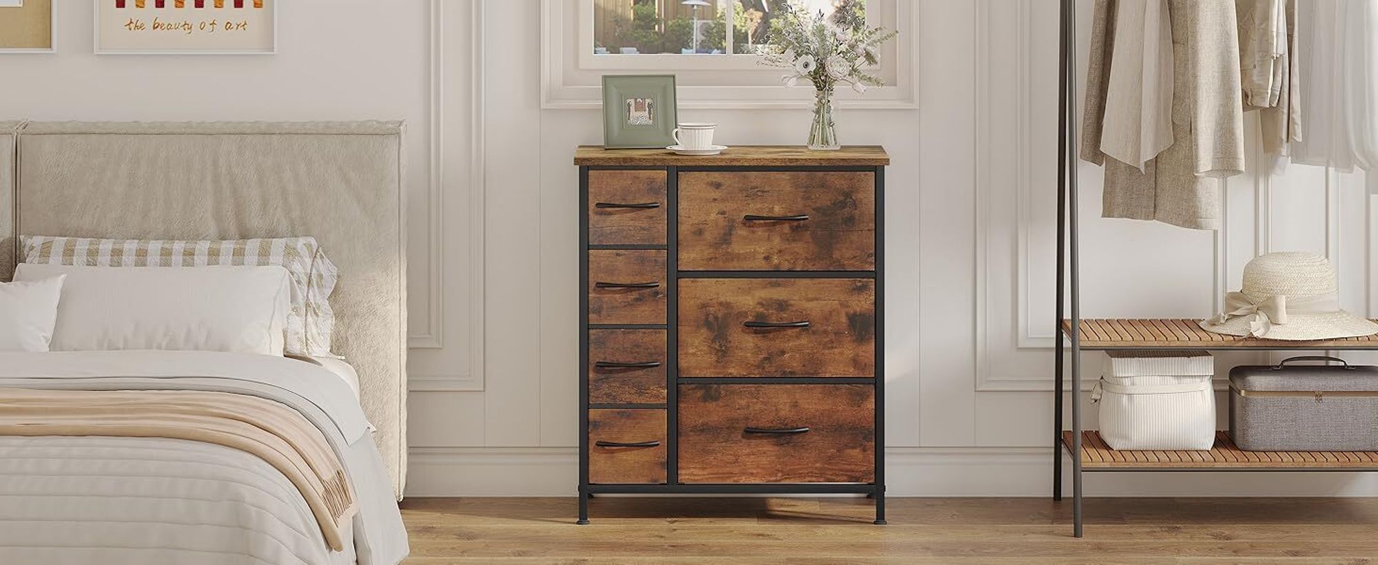 WOLTU Kommode mit 8 Schubladen Steckdosen, Metallrahmen Holzwerkstoff, Vintagebraun