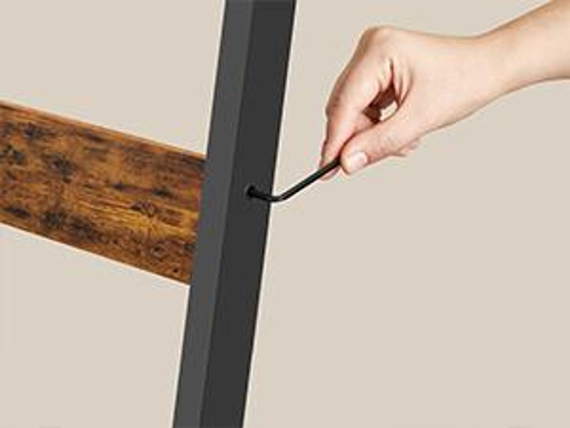 VASAGLE Wäschekorb mit Handtuchleiter, Handtuchständer mit Wäschesammler, 2 x 46 L