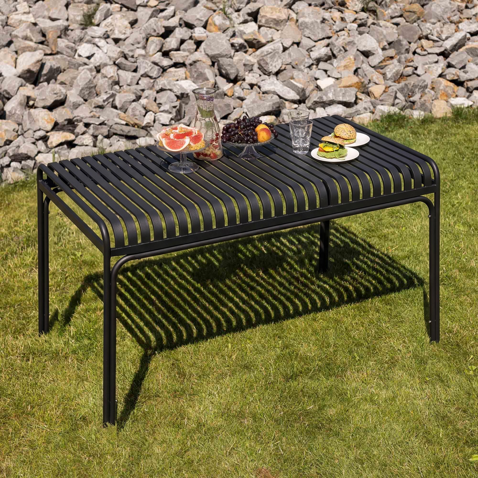 di volio Gartentisch MALIO - 130x80 cm, wetterfester Outdoor-Tisch aus Metall, matt schwarz