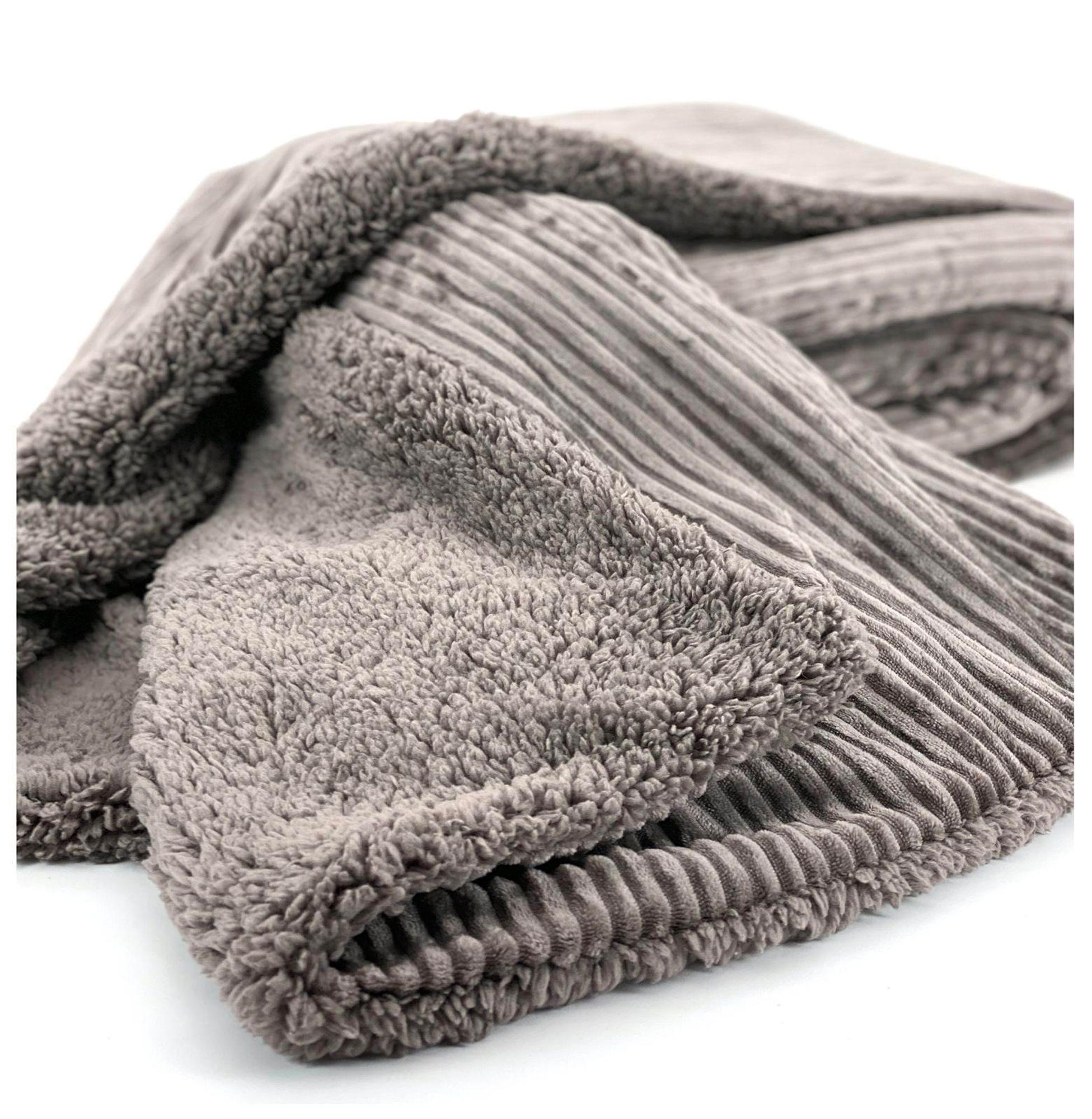 heimtexland ® super dicke Cord Kuscheldecke mit flauschigem Sherpa Fell Wohndecke 200x150 Decke Typ767 Bordeaux