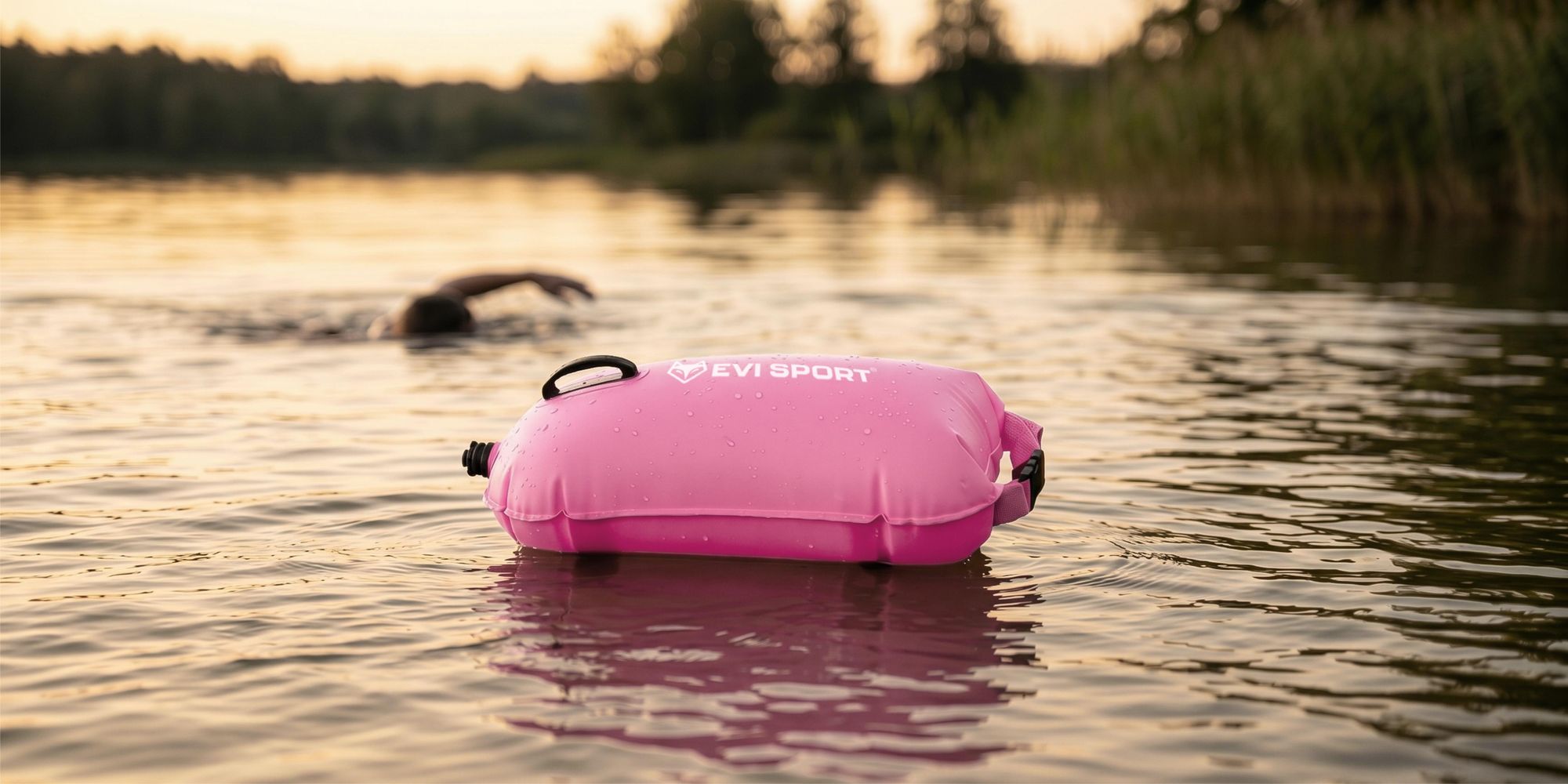 EVI SPORT AquaShield Schwimmboje 20L, Sicherheitsboje mit Trockentasche, Aufblasbar, Verstellbarer Gurt für SUP & Freiwasser, Rosa