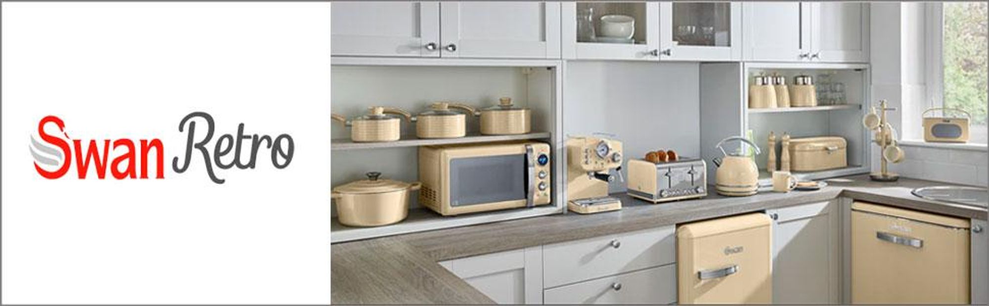 SWAN SK14630CNEU Retro Elektrisch Wasserkocher 1,8L Vintage Abschaltautomatik Kabellos, Edelstahl Creme