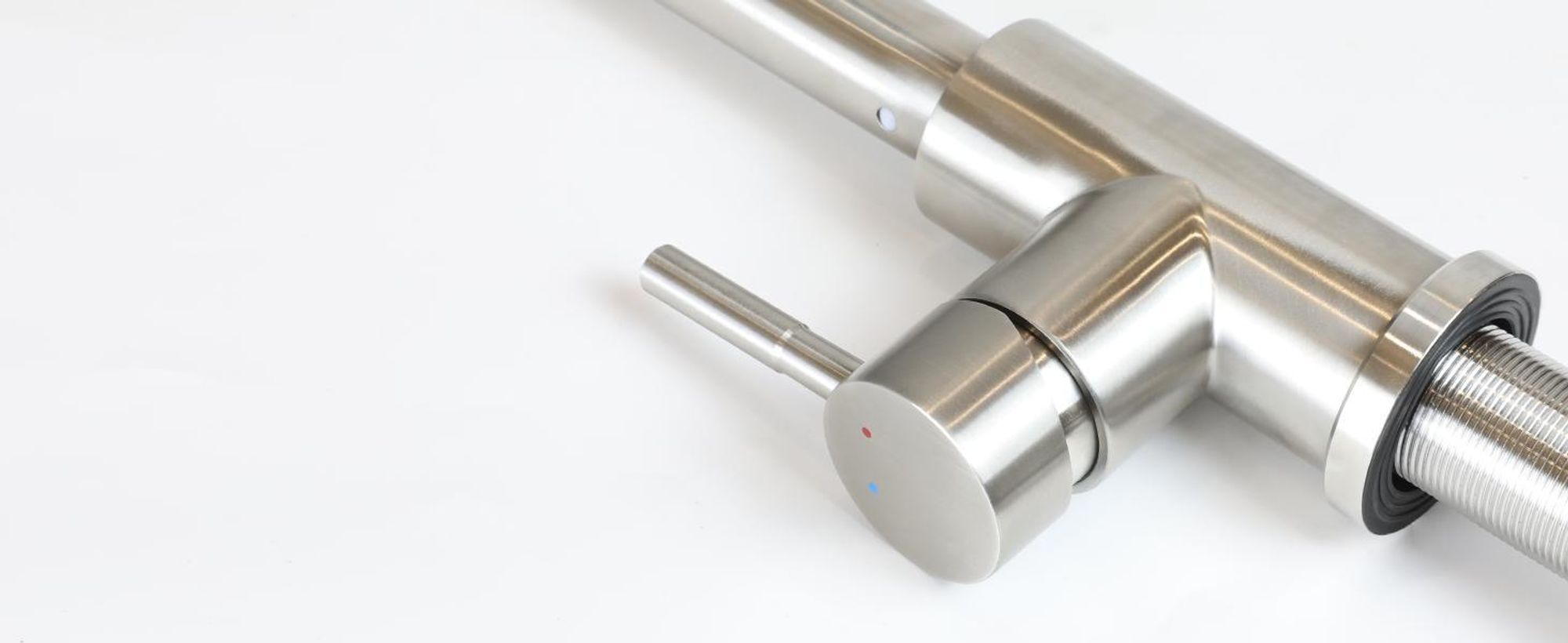 ZMH Rubinetto da cucina estraibile 
Rubinetto in nichel spazzolato con spruzzo Miscelatore per lavello Rubinetto girevole a 360° in acciaio inox con 2 modalità di spruzzo