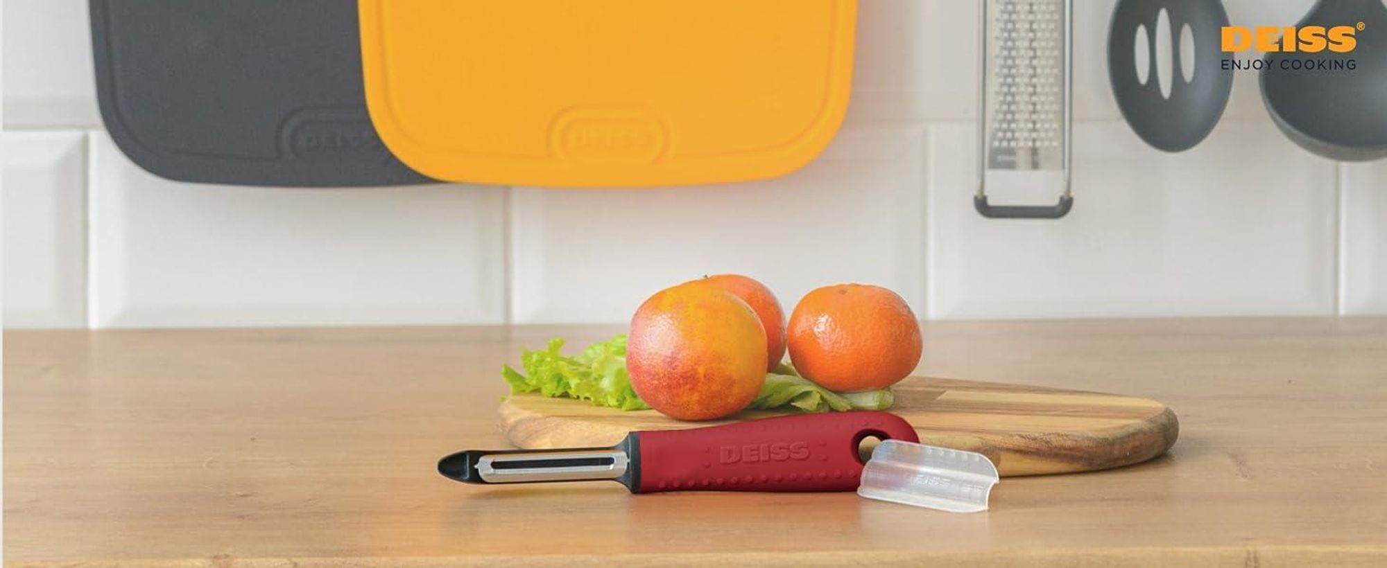 Deiss PRO Premium Gemüseschäler - Scharfer Edelstahlschäler mit einfachem, rutschfestem Griff, Kartoffelschäler für die Küche