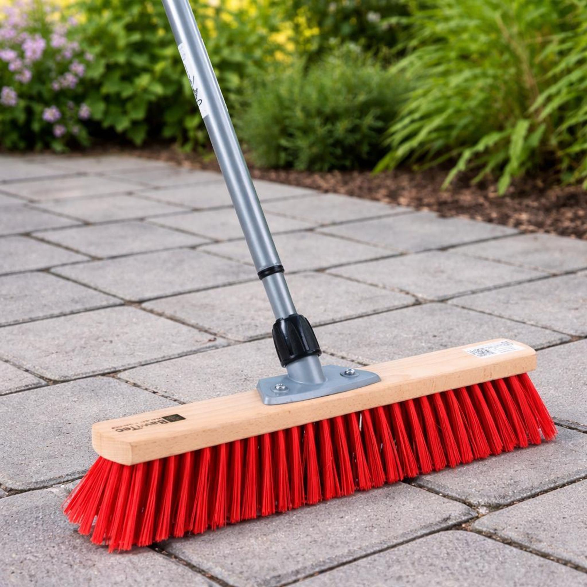 Qualitäts Straßenbesen 60cm Breit mit Teleskopstiel Stiel stufenlos ausziehbar Besen mit roten Kunststoffborsten Straßenschrubber Schrubberbesen