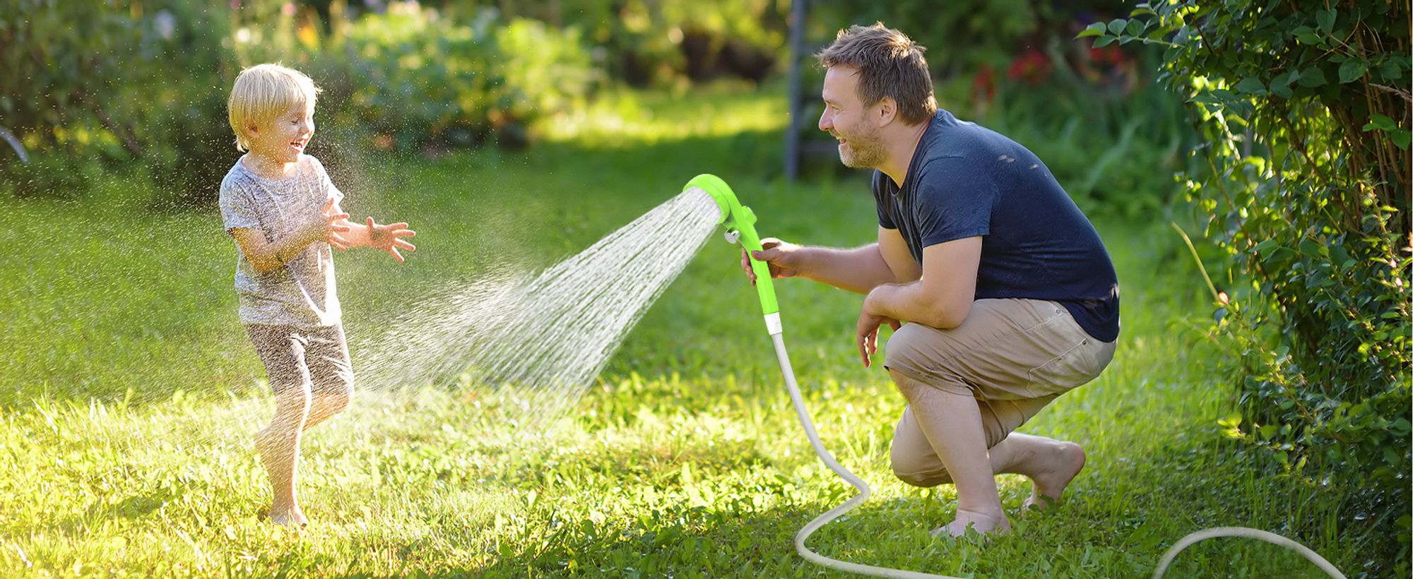 Tragbare Campingdusche Akku mit Pumpe, Camping Dusche Outdoor , Mobile Duschen Außenduschen mit Duschkopf und Schlauch, für Camping Garten Autowaschen