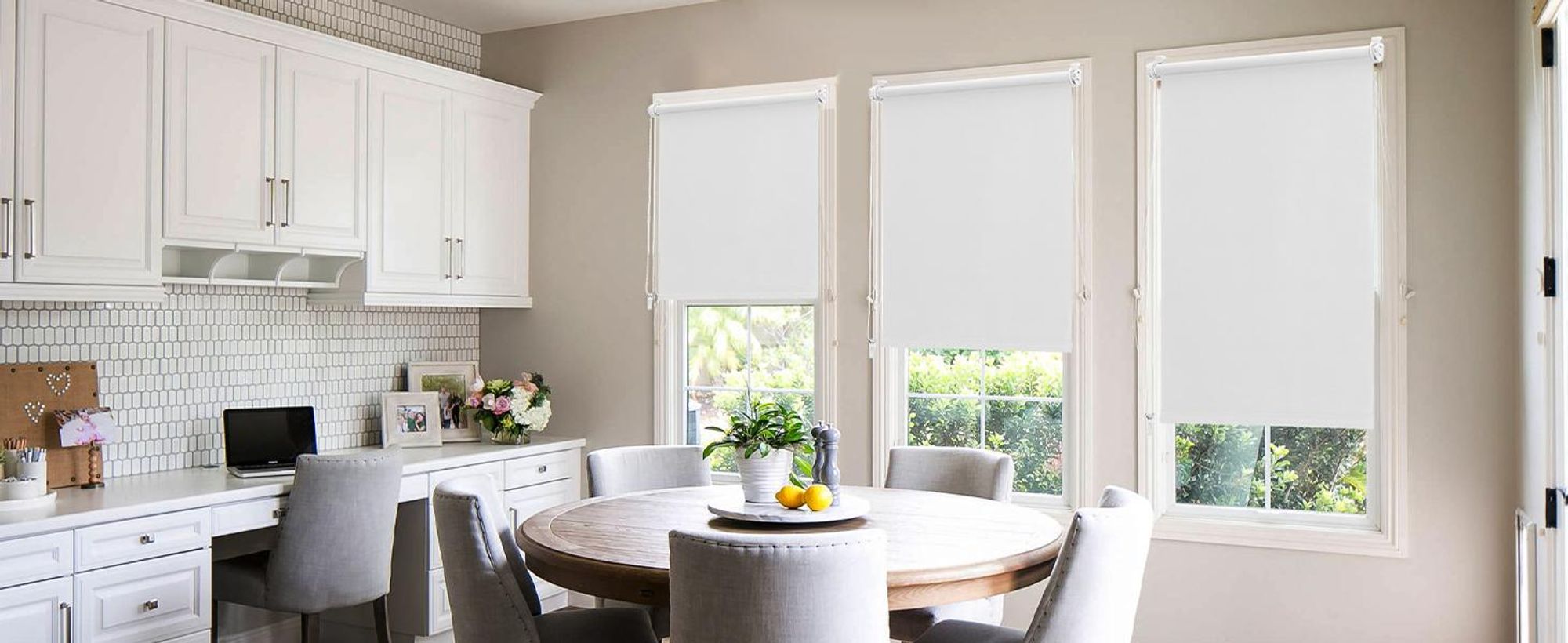 Verdunklungsrollo 40x130cm Weiß Thermorollo Fensterrollo Klemmfix ohne Bohren Seitenzugrollo Sonnenschutz Wärmeschutz Blickdicht Rollo