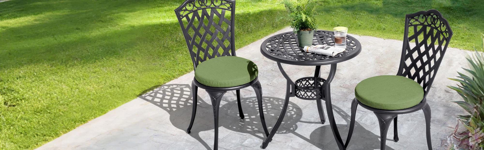 Avestar Outdoor 2er Set Stuhlkissen mit Riemen und Reißverschluss, 38 x 3 cm, wasserdichte Sitzkissen, runde Sitzauflagen für Sessel, Grün