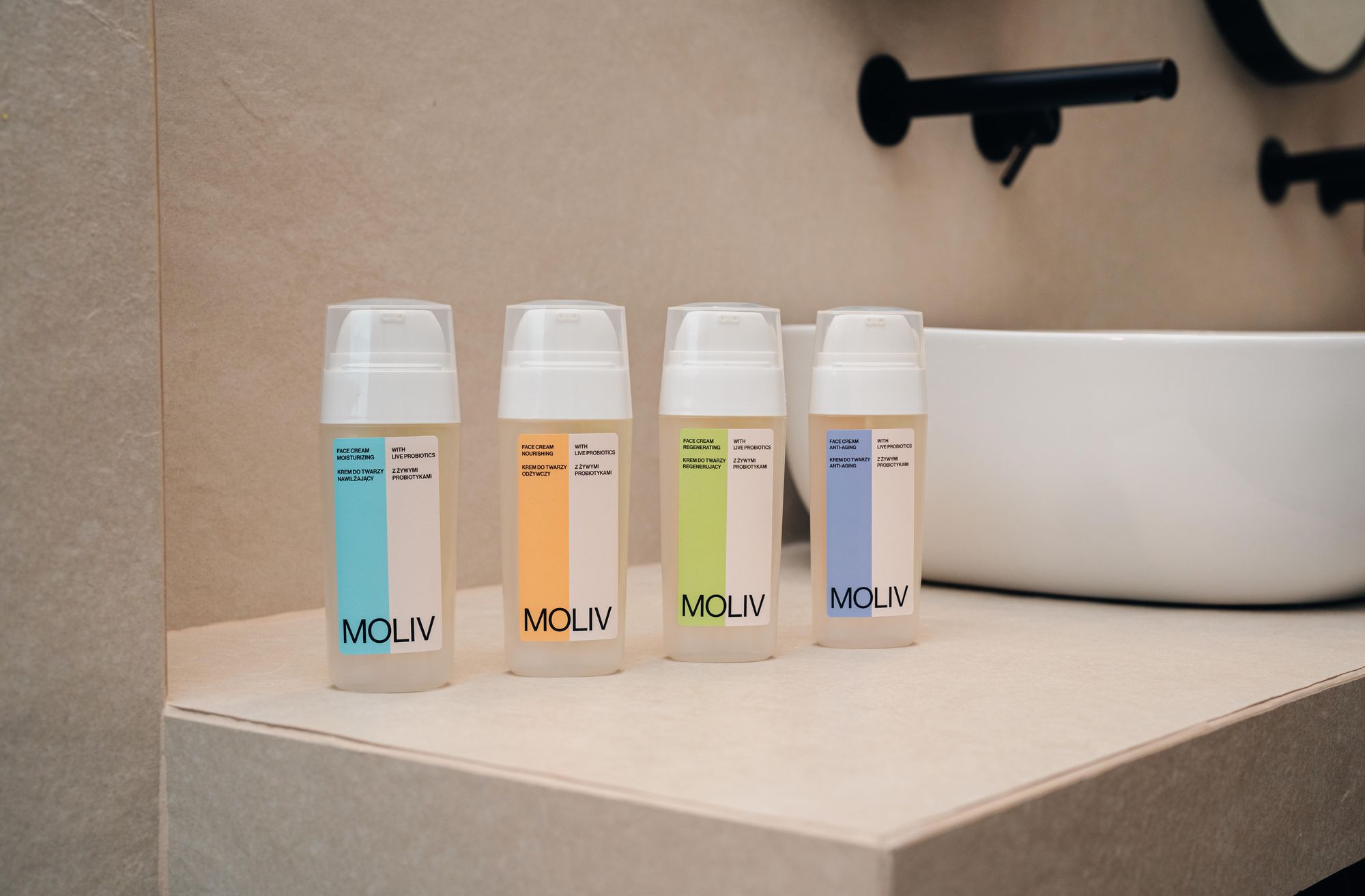 MOLIV TRY ME BOX | Probiotisches Hautpflege Kennenlern-Set | Gesichtspflege mit lebenden Probiotika zum Testen (Serum, Creme, Oleo-Gel)