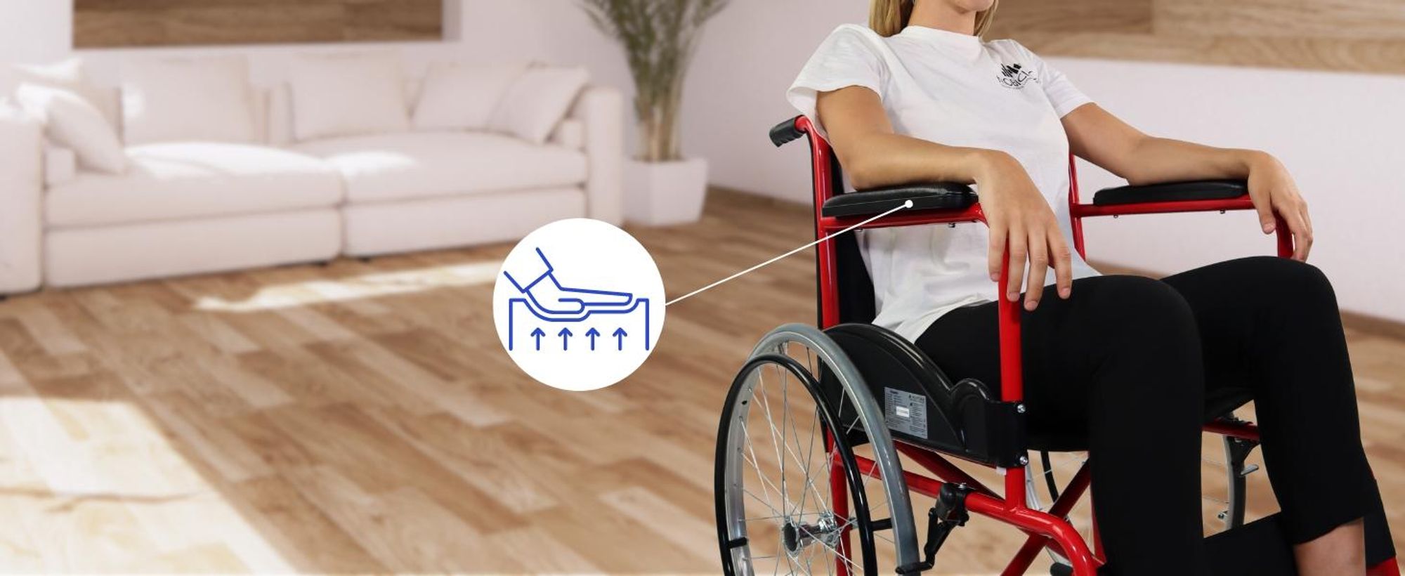 Rollstuhl faltbar Faltrollstuhl selbstfahrend Mobiclinic Alcazaba Sitz 46 cm Bordsteinauflaufsystem Anti-Schock-Reifen Bremsen an den Rädern Schwarz