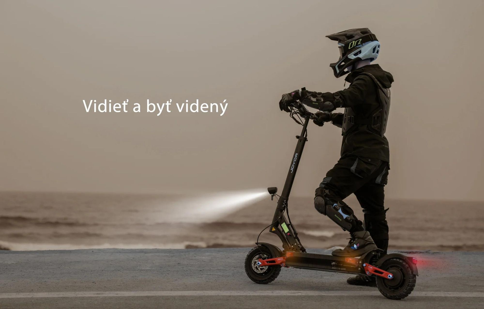 JOYOR T10 Skladateľný Elektrický Kolobežka - 2×1000W Motor 60V18AH Batéria 10-palcové Pneumatiky Hydraulické Kotúčové Brzdy - Čierna