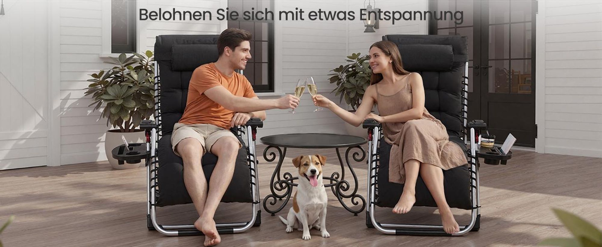 SONGMICS Klappbare Relaxliege mit Stahlrahmen, abnehmbarem Kissen, Liegestuhl für Garten und Balkon, Tasche, Tablett, schwarz