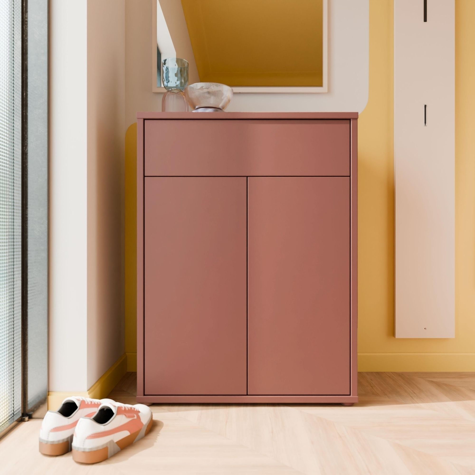 Schuhschrank ALICE SPRINGS – moderner Stauraum in Terrakotta für Flur und Wohnzimmer