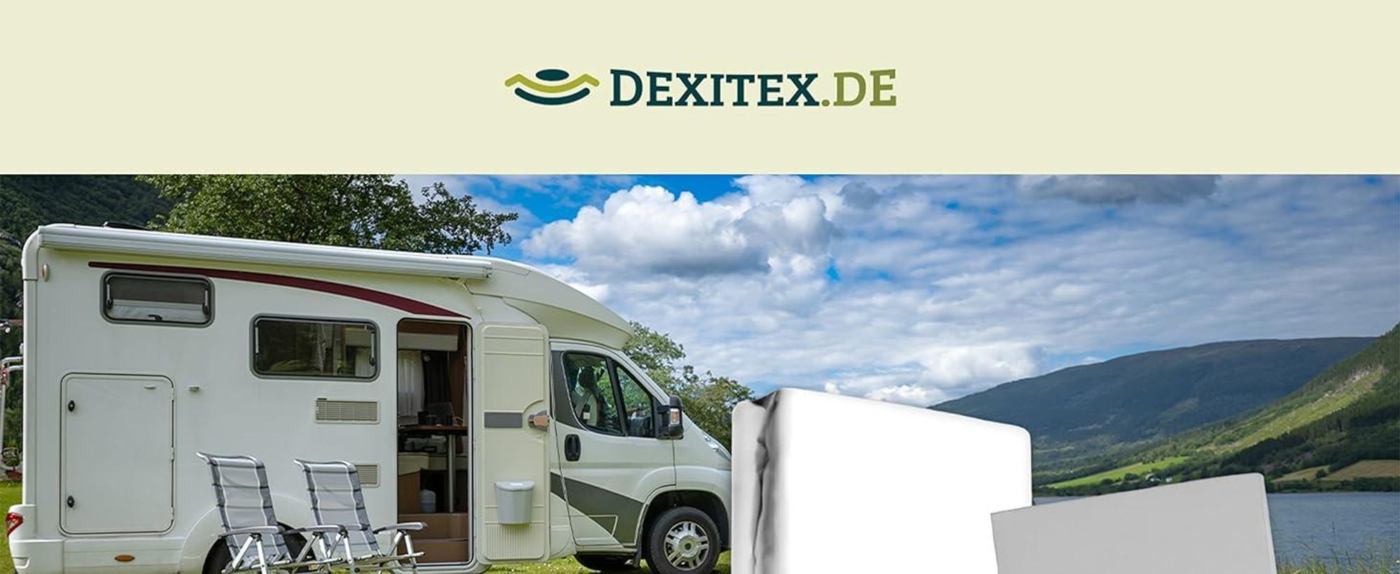 Wohnmobil in der Natur mit Spannbettlaken und Matratzenschoner