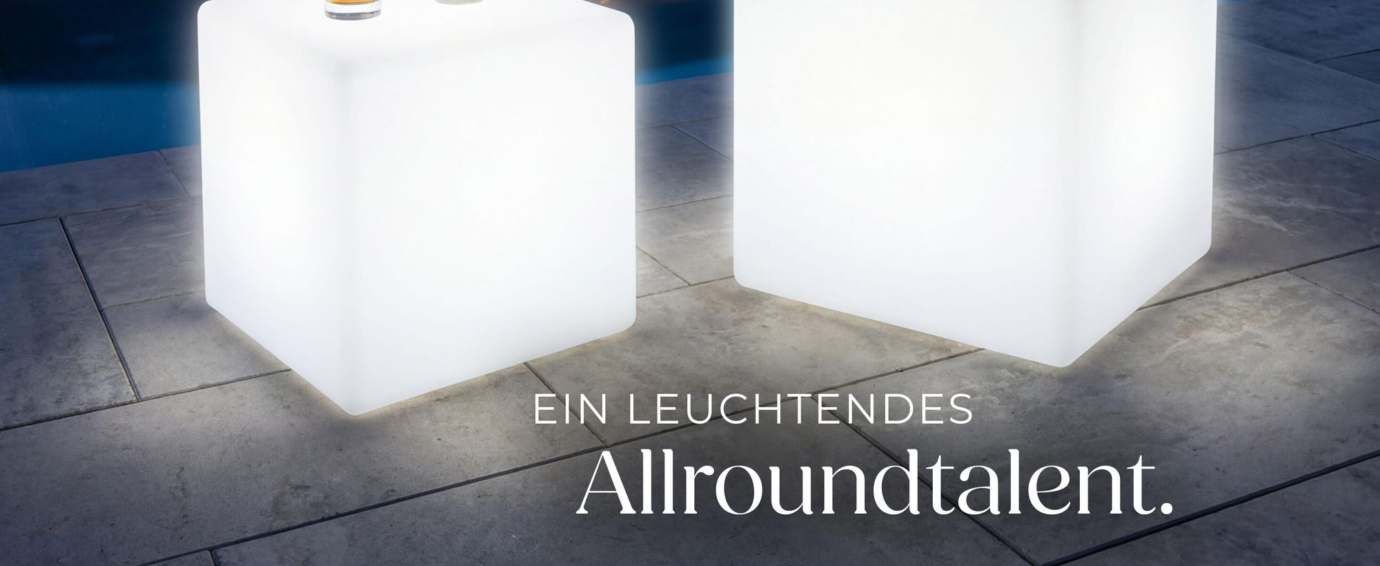 tectake® Leuchtwürfel Luminous Cube mit LED-Beleuchtung, 12 W Belastbarkeit 100 kg, inkl. Erdspieß