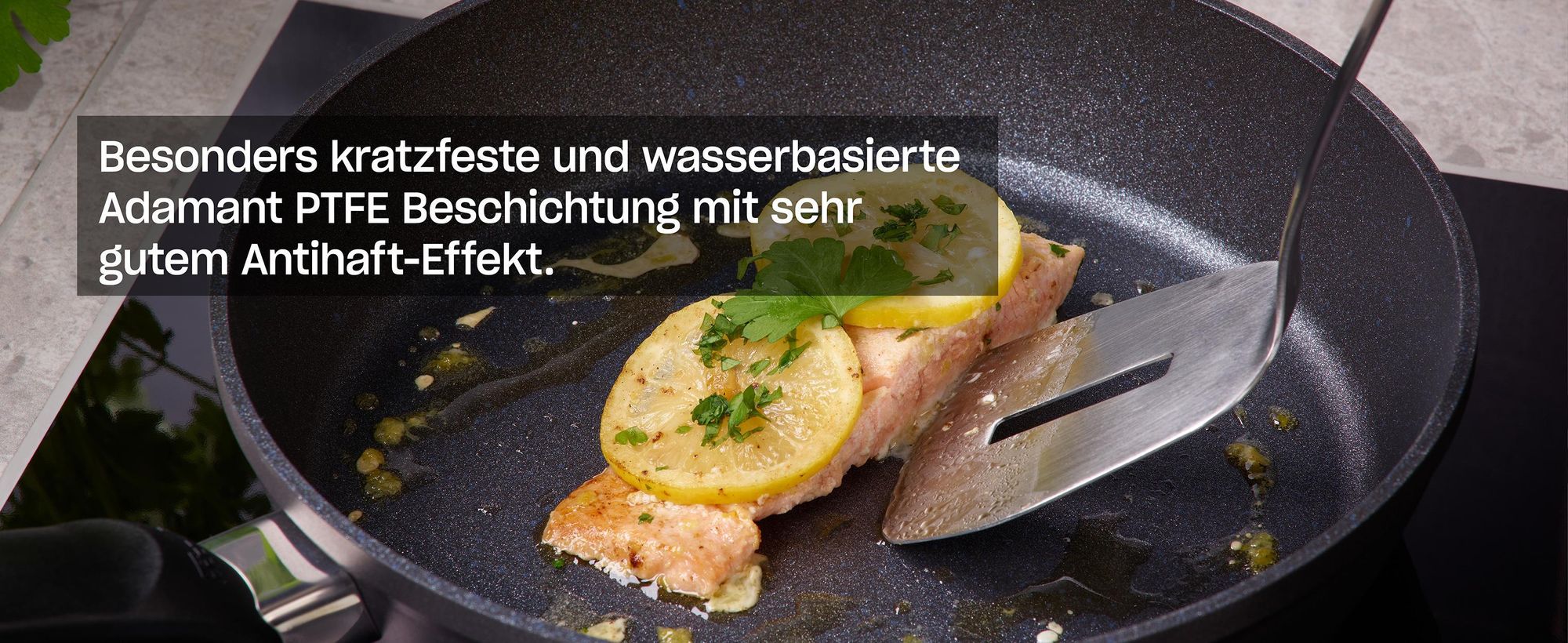 Fissler Adamant / Aluminium-Wokpfanne (Ø 30 cm, 5,2 Liter) beschichtet, große Asia-Pfanne, hoher Rand, antihaftend - Induktion
