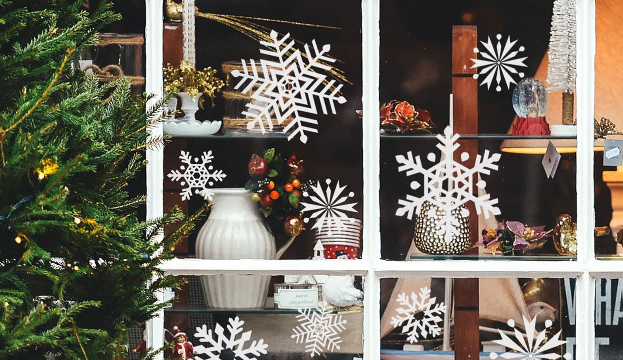 Salcar 100er-Set Fensteraufkleber Weihnachten Dekoration Schneeflocken Aufkleber in 3 Größen und 4 Formen, Doppelseitig Sichtbar