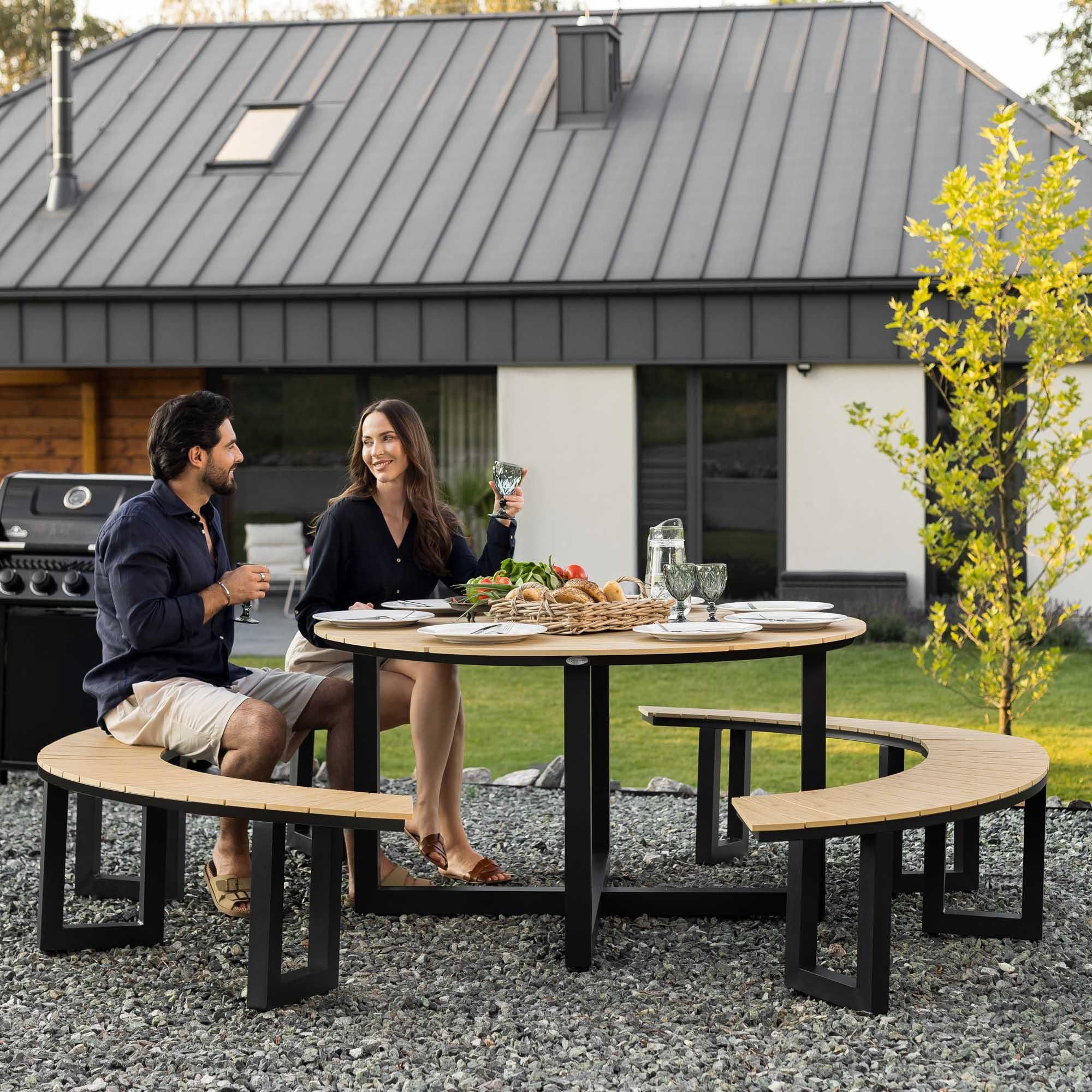 di volio Gartenmöbel Set PORTOFINI - Beige, Sitzgruppe outdoor mit rundem Tisch und Sitzbänken, Esstisch mit stühlen aus wetterfestem PS-Board