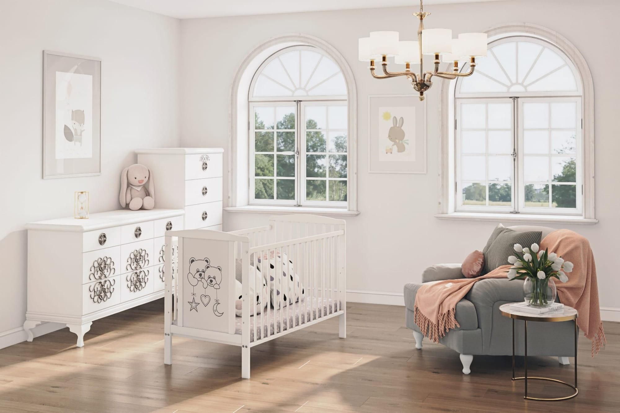 Babybett Timmi 2-in-1 mit Teddybärenmotiv aus Buchenholz inkl. Umbaukit & Schaumstoffmatratze 60x120
