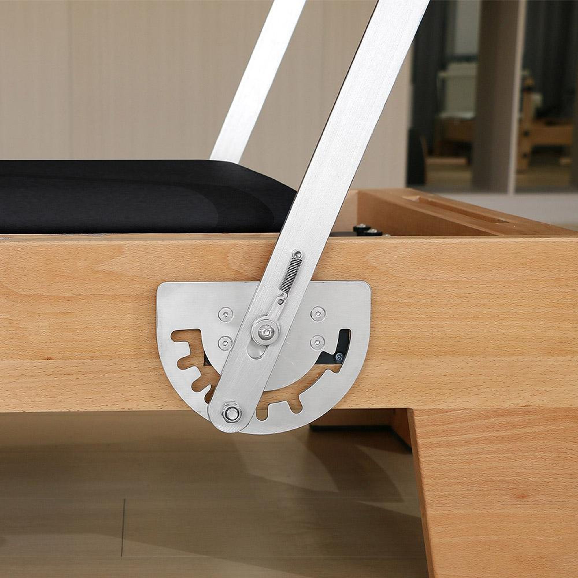 JASPORT P80 Pilates Reformer aus Buchenholz