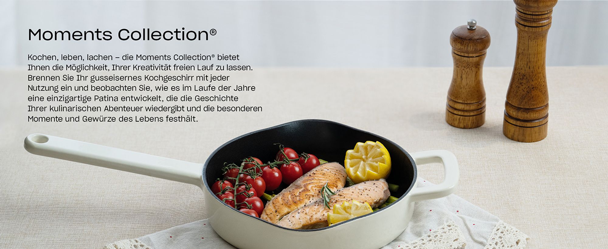 Fissler Moments Collection / Emaillierte Gusseisen-Pfanne (Ø 26 cm) antihaftend, hoher Rand, mit Ausgießern, Aufhänge-Öse, PFAS/PTFE-frei, Induktion – Elfenbeinweiß